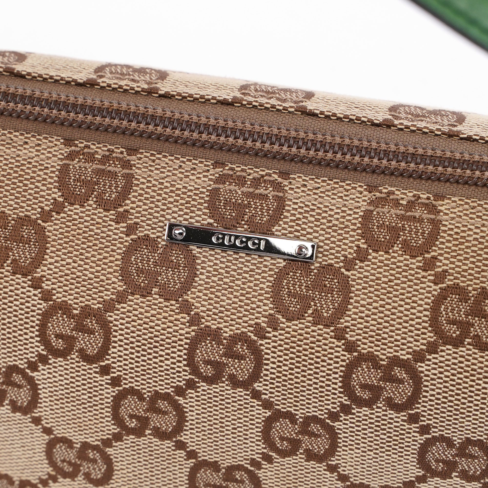 07198 Beige Green GG Boat Pochette
