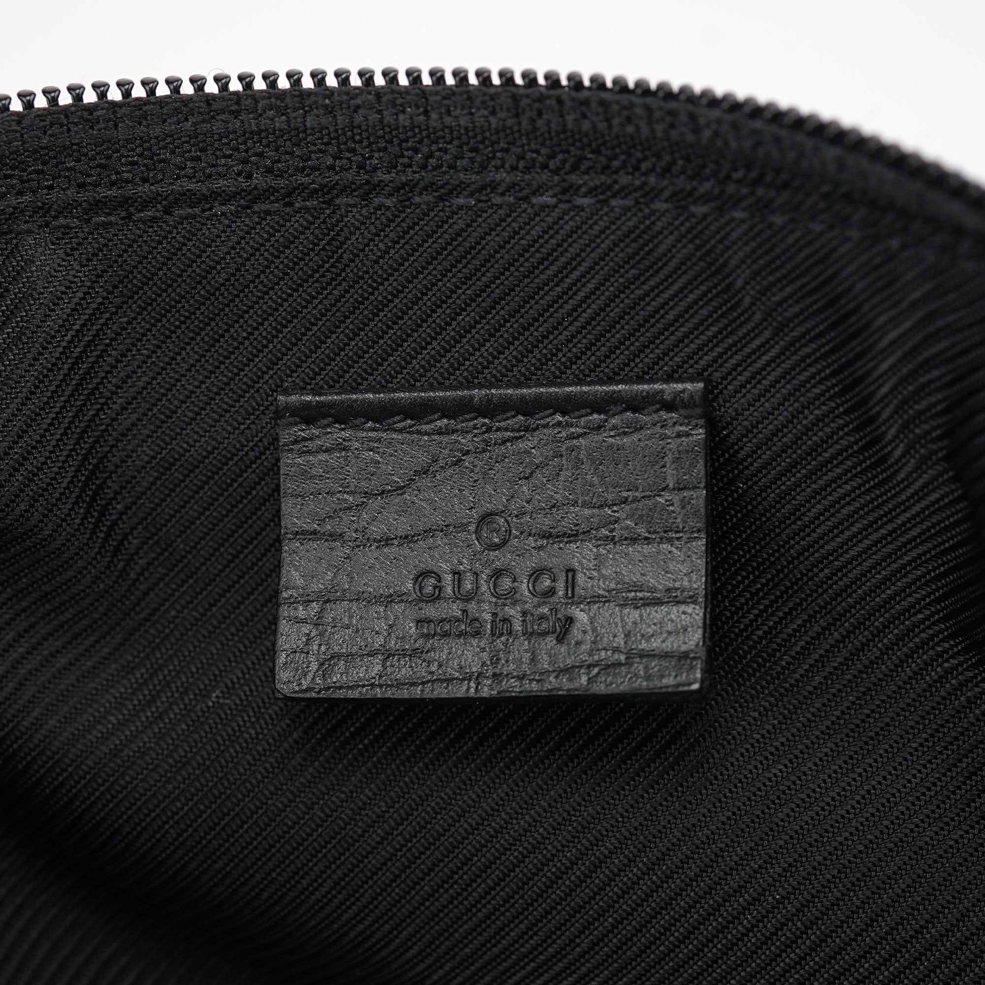 07198 Beige Matte Black GG Boat Pochette