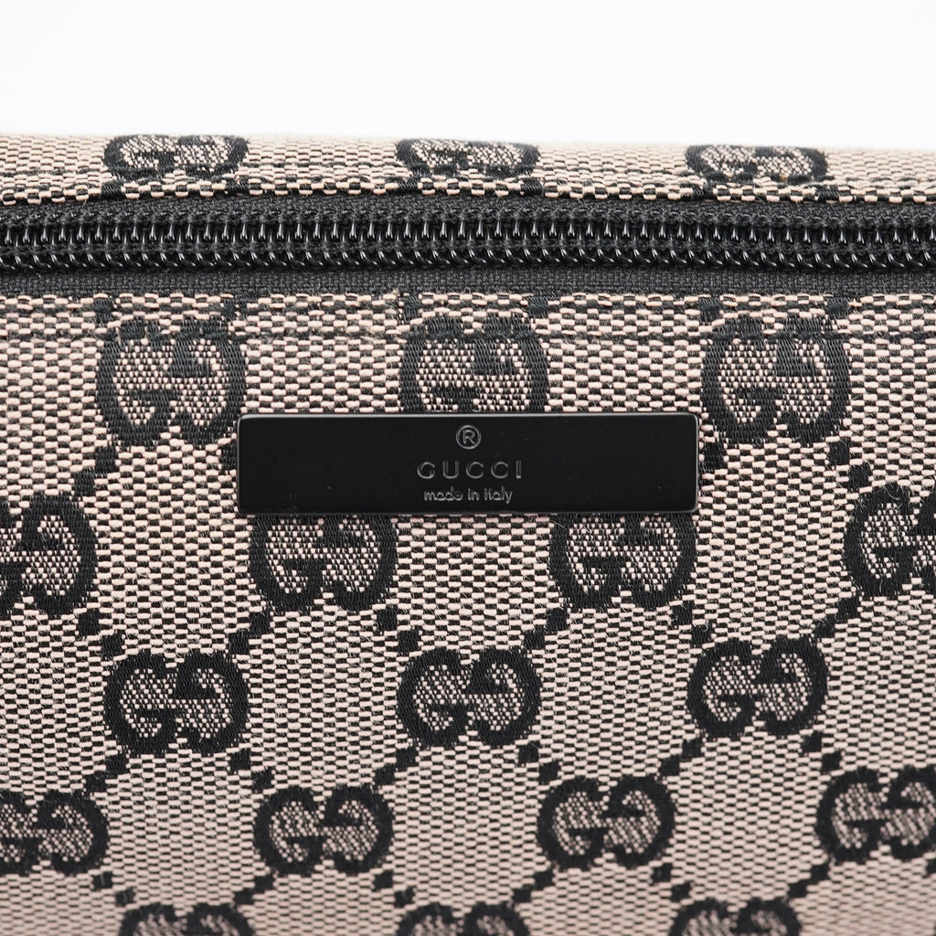07198 Beige Matte Black GG Boat Pochette