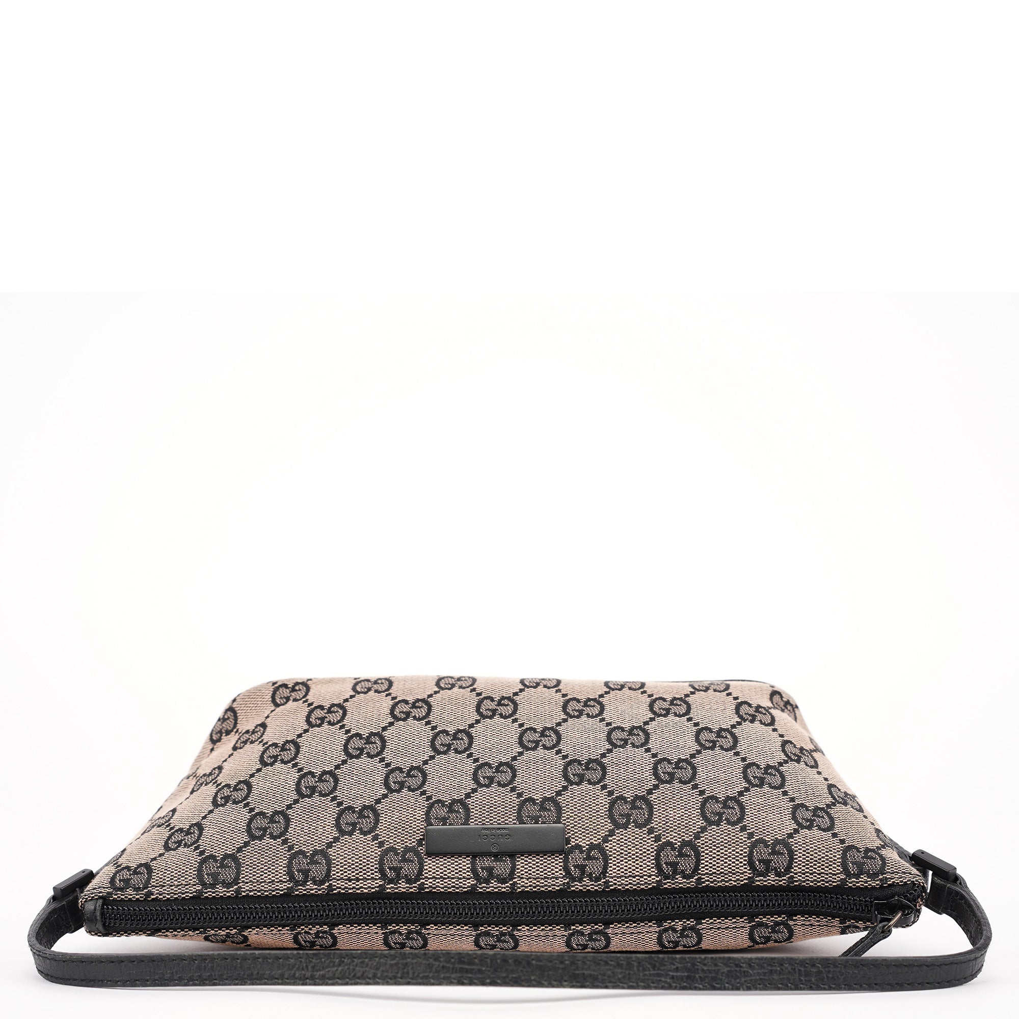07198 Beige Matte Black GG Boat Pochette