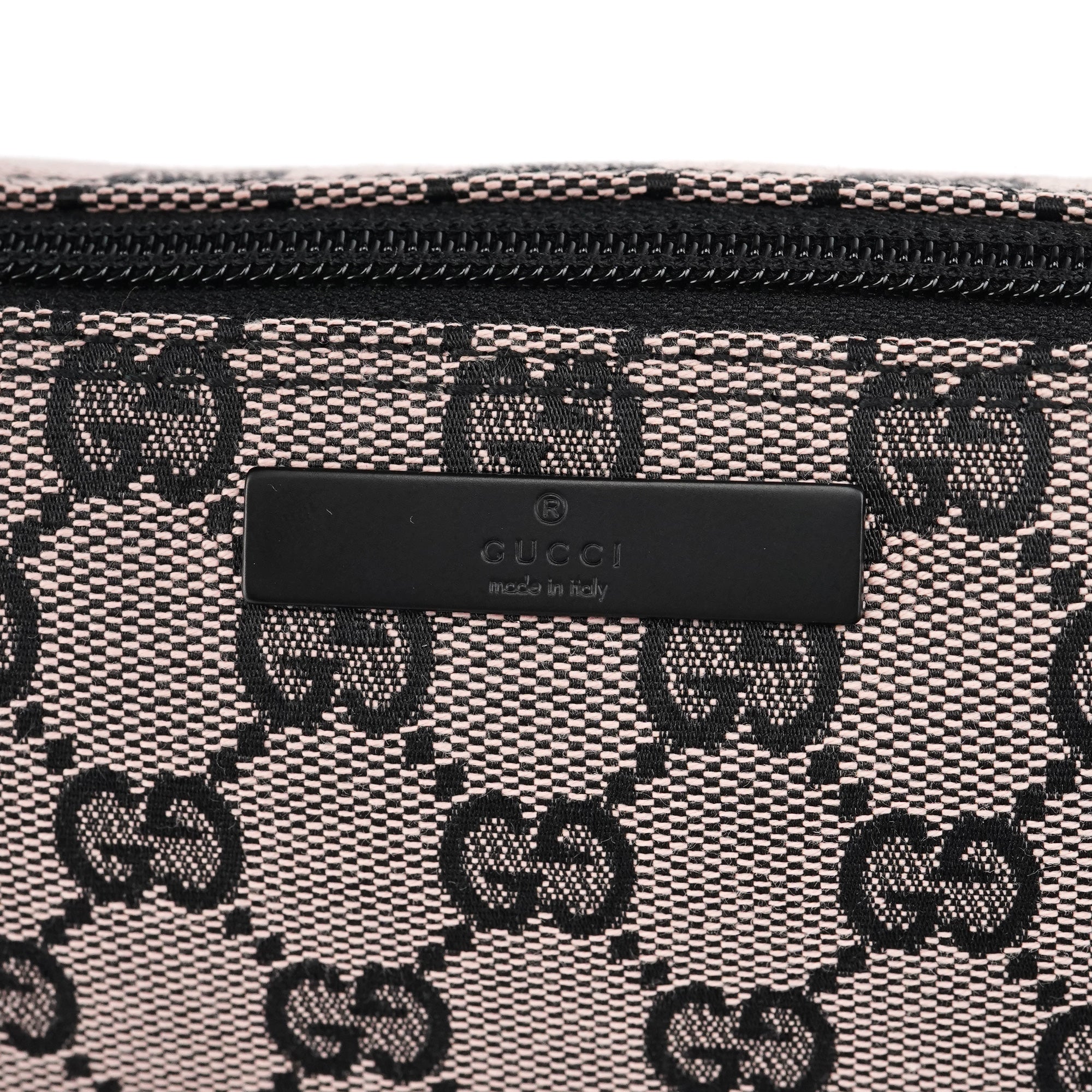 07198 Beige Matte Black GG Boat Pochette