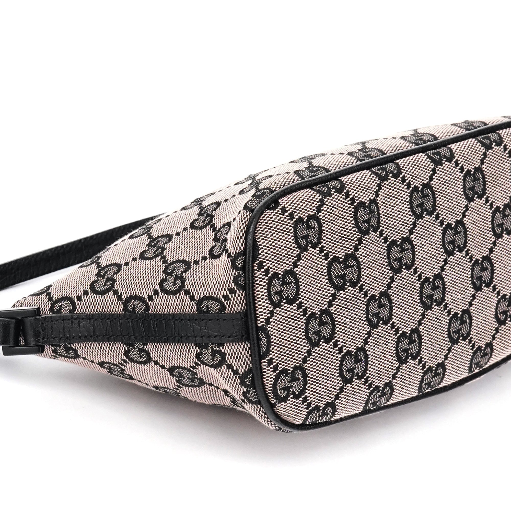 07198 Beige Matte Black GG Boat Pochette