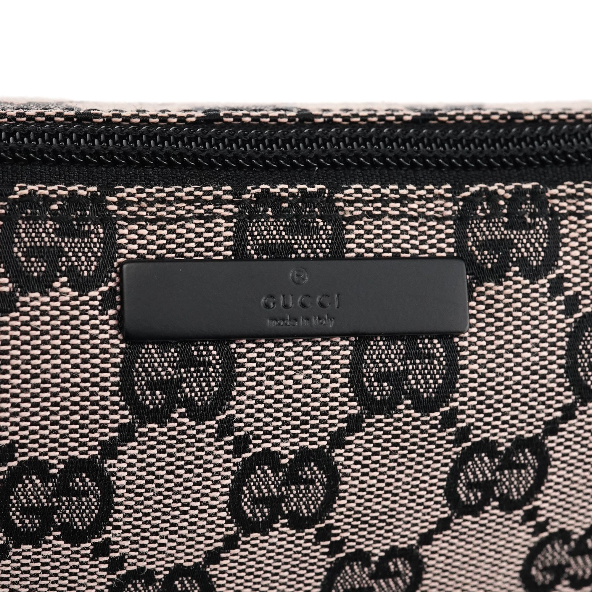 07198 Beige Matte Black GG Boat Pochette