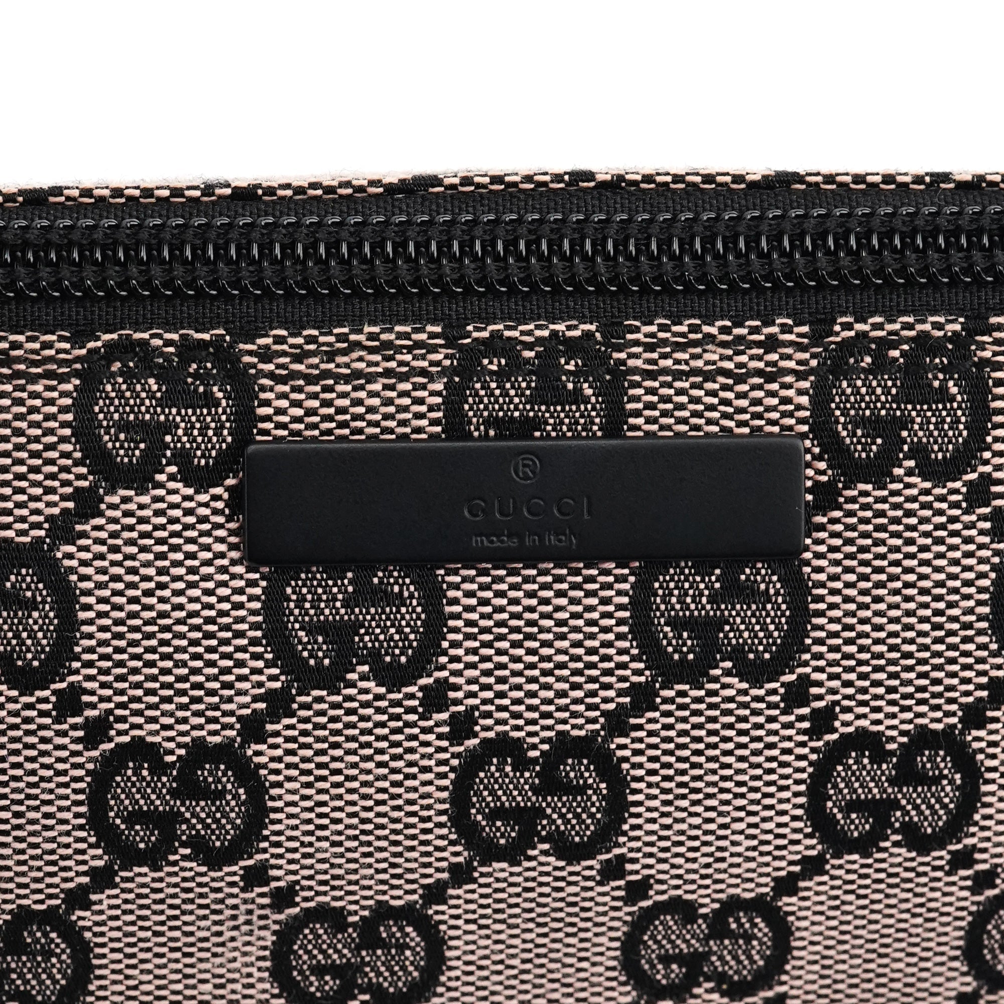 07198 Beige Matte Black GG Boat Pochette