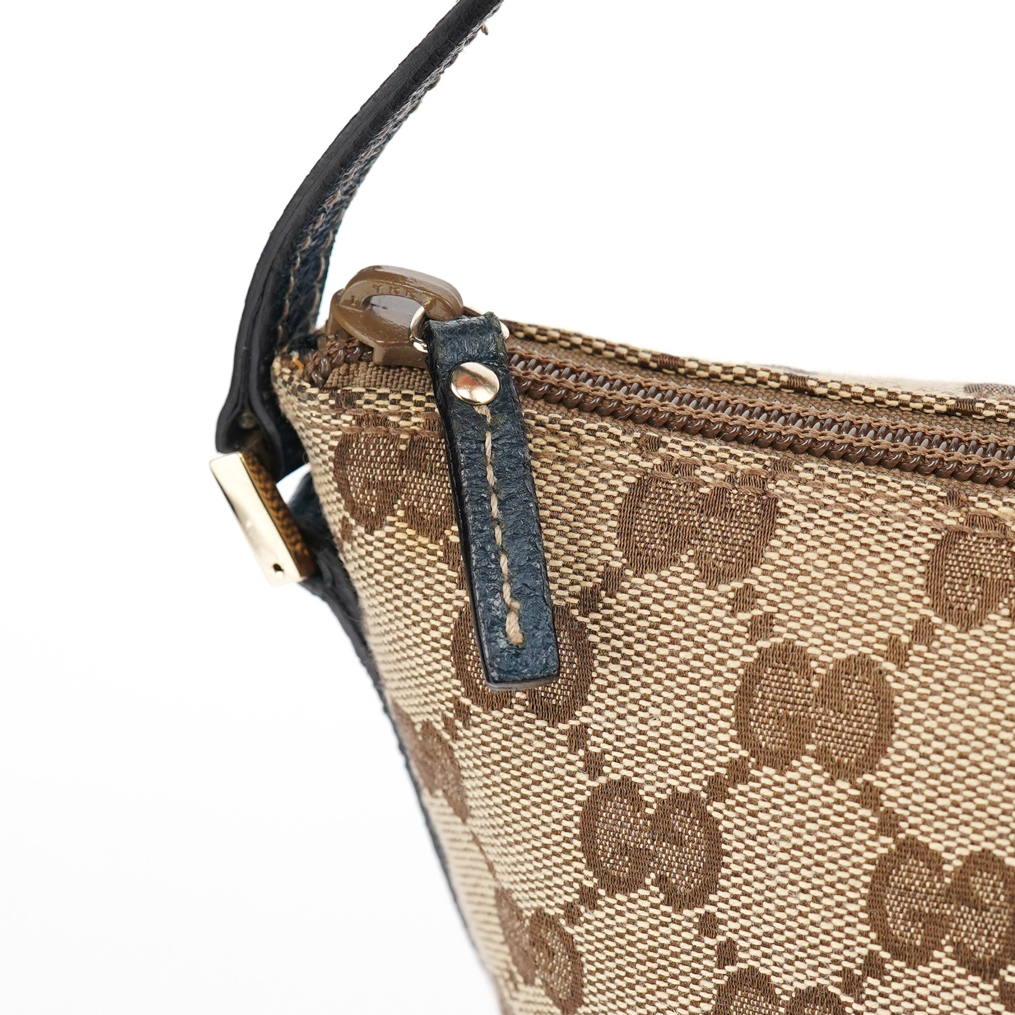07198 Beige Navy GG Boat Pochette