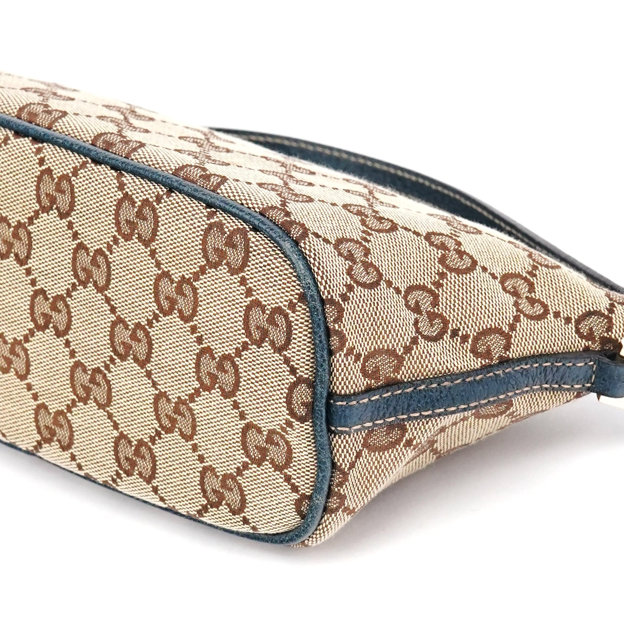 07198 Beige Navy GG Boat Pochette