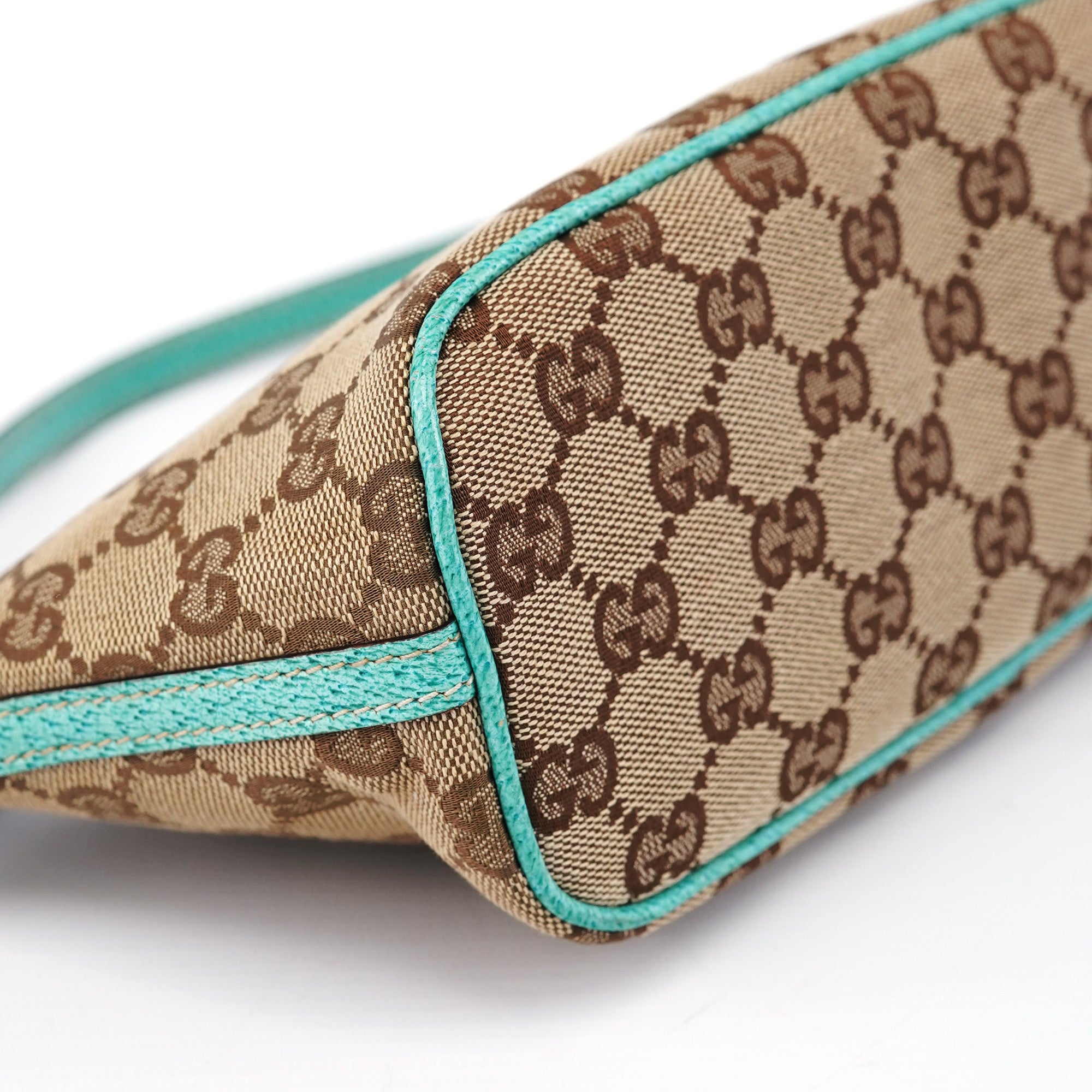 07198 Beige Turquoise GG Boat Pochette