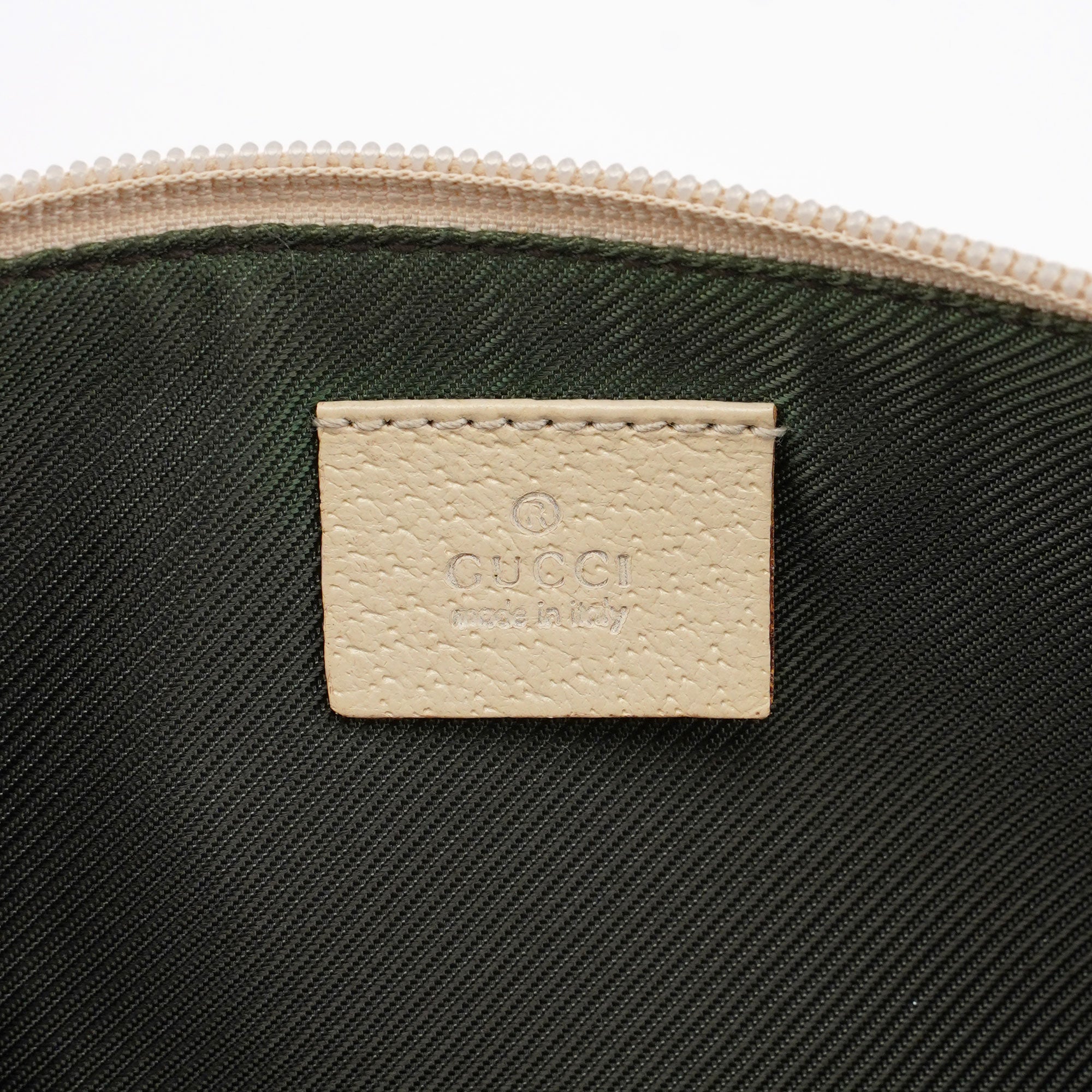 07198 Beige White GG Boat