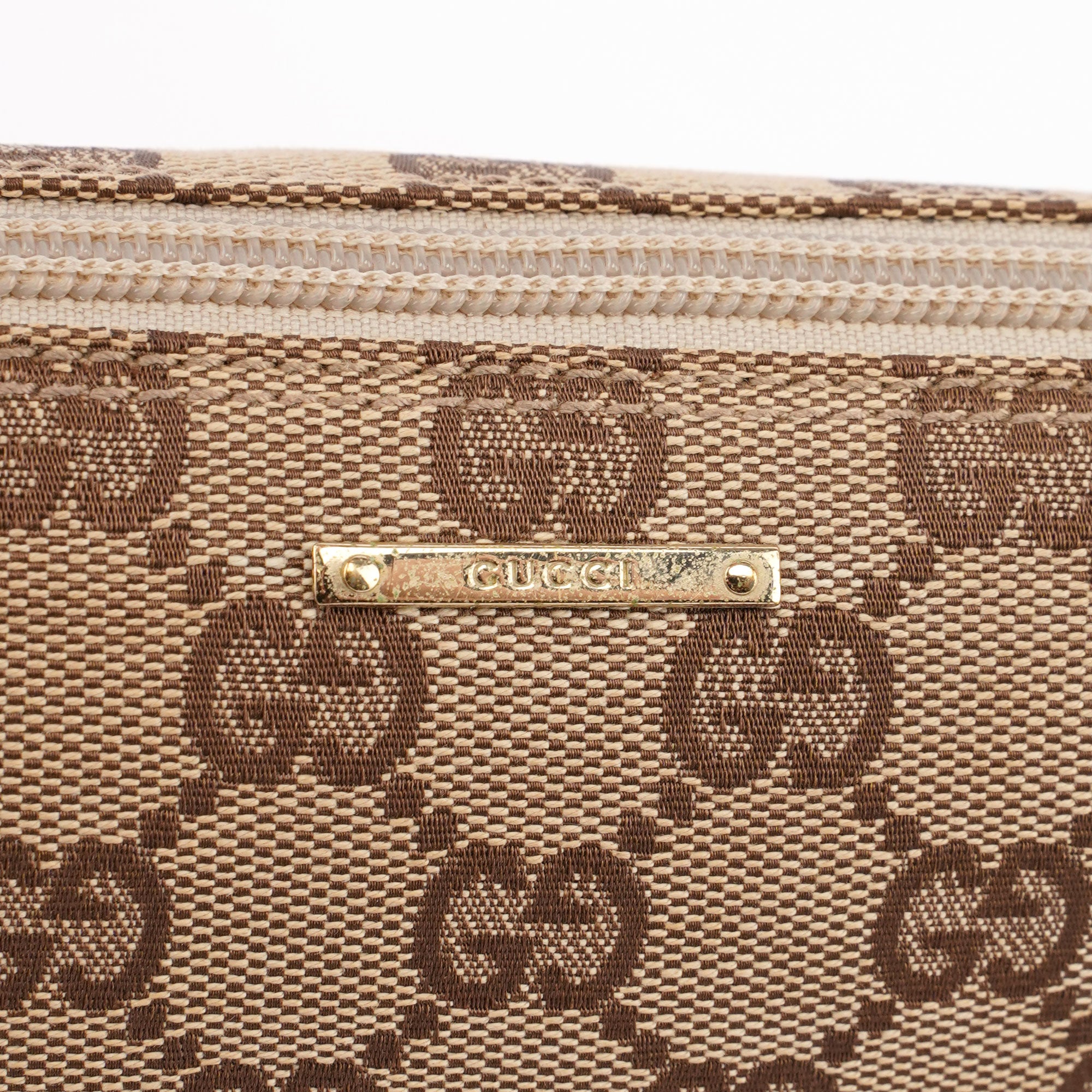 07198 Beige White GG Boat