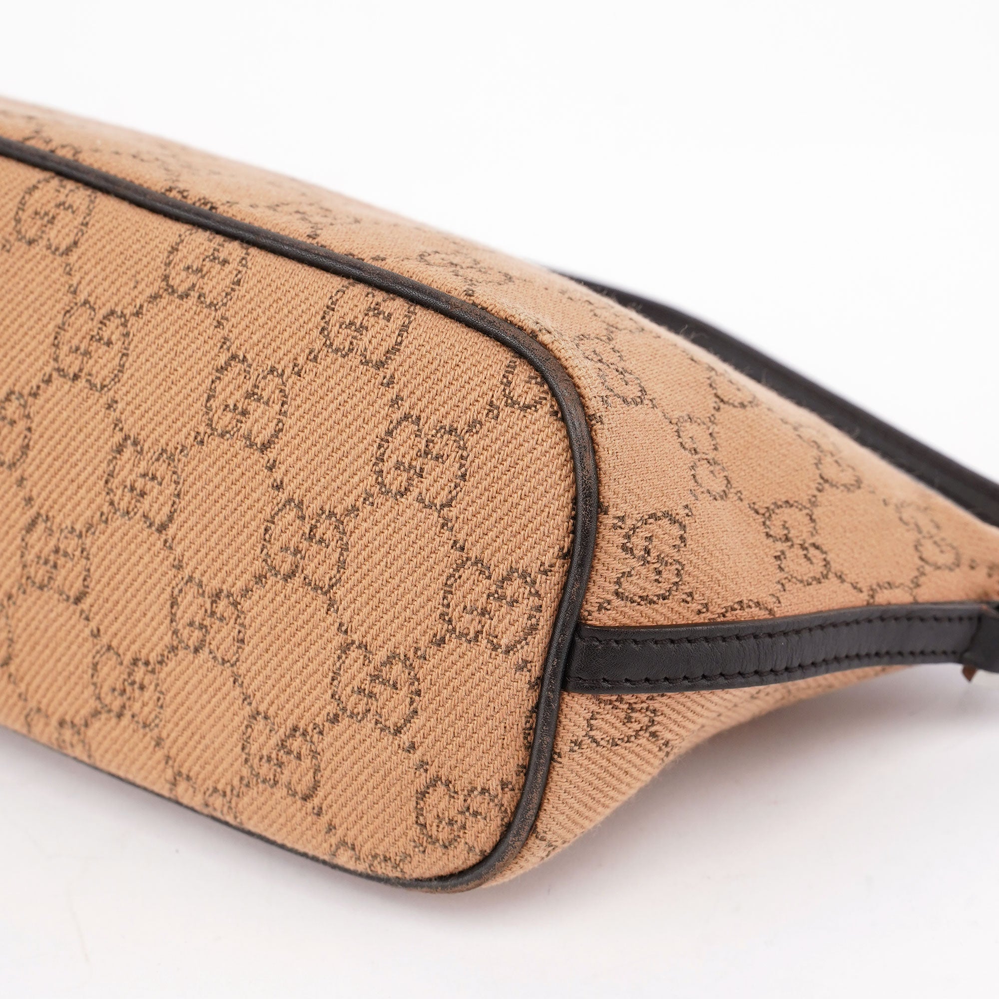 07198 Beige Wool GG Boat