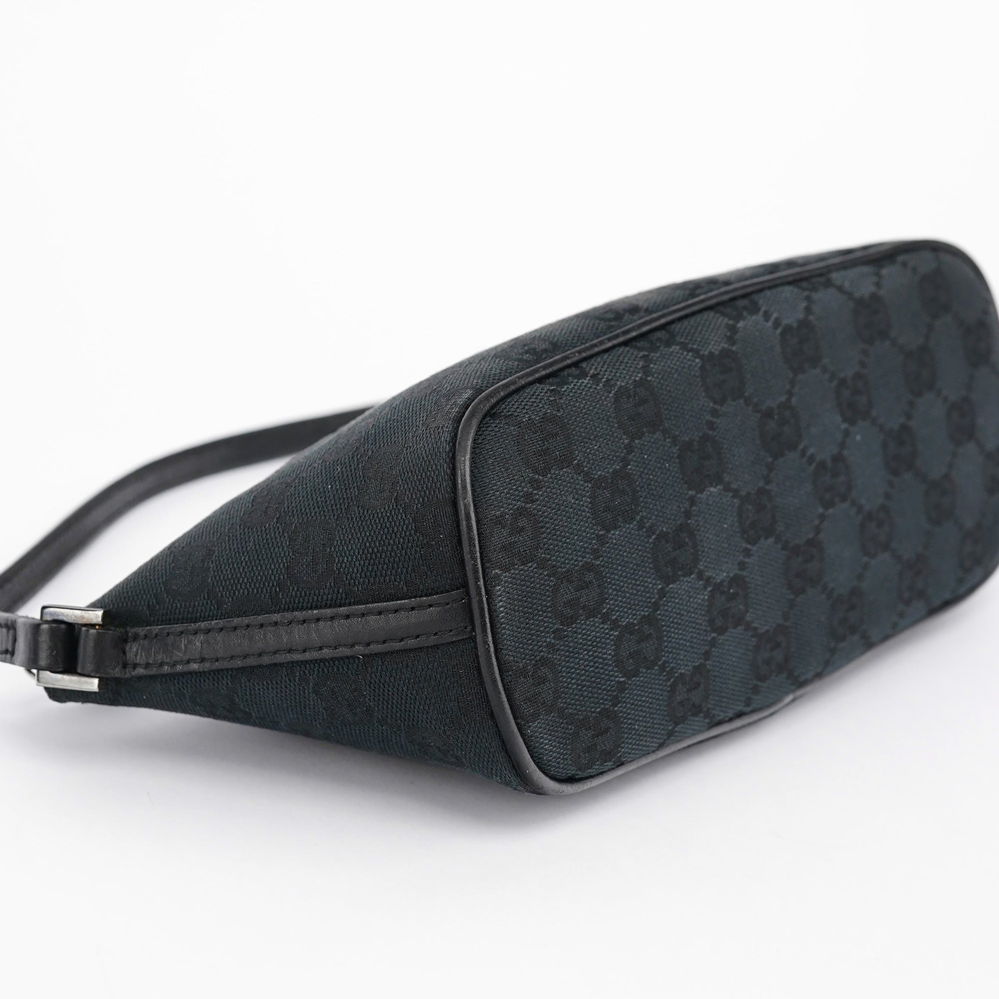07198 Black GG Boat Pochette