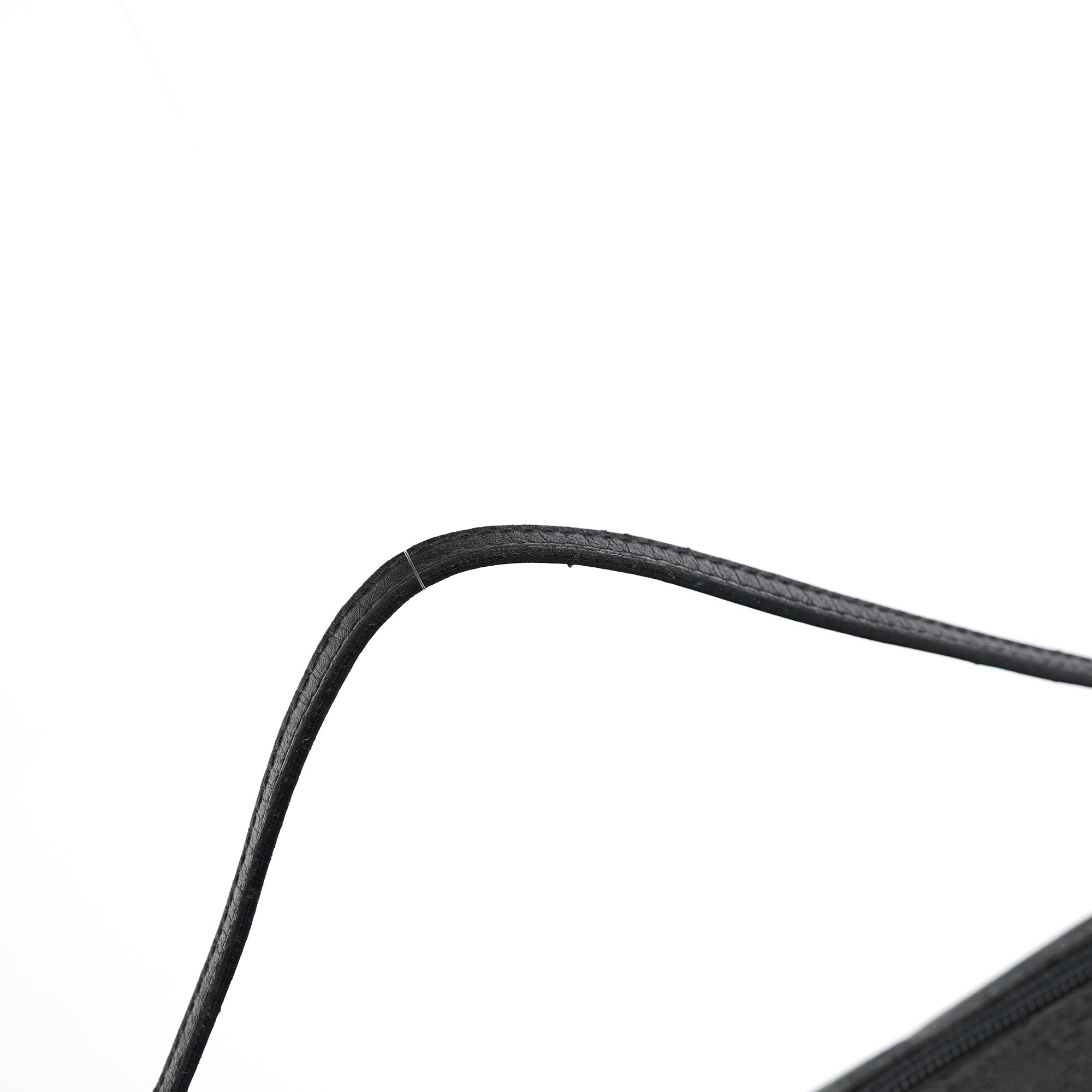 07198 Black GG Boat Pochette