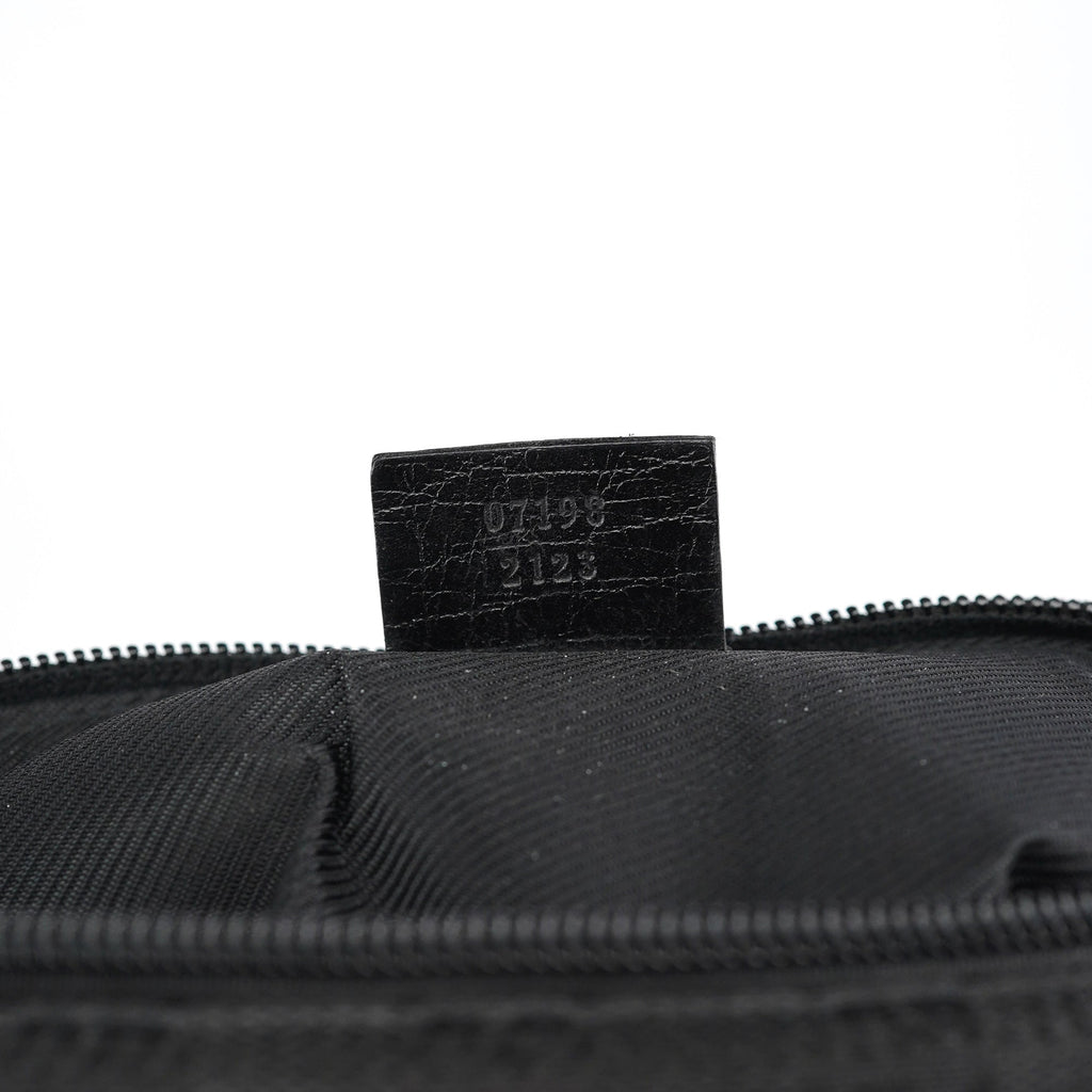 07198 Black GG Boat Pochette