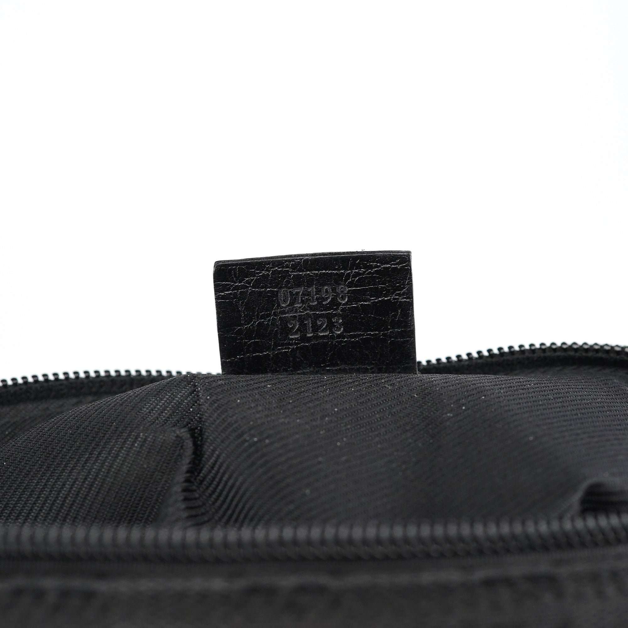 07198 Black GG Boat Pochette
