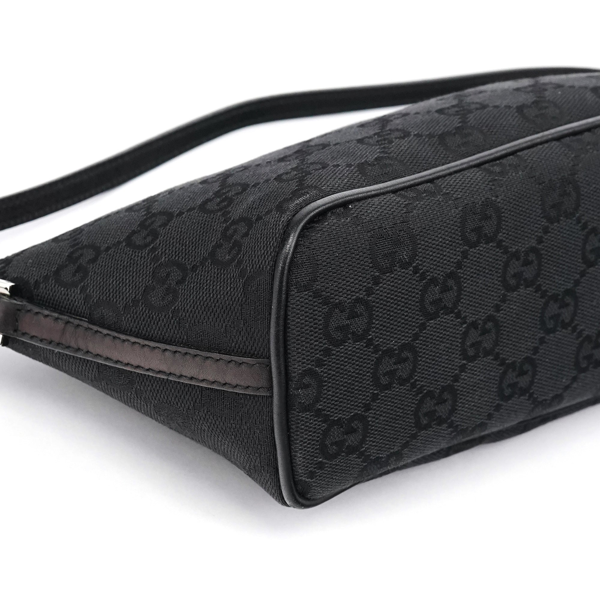 07198 Black GG Boat Pochette