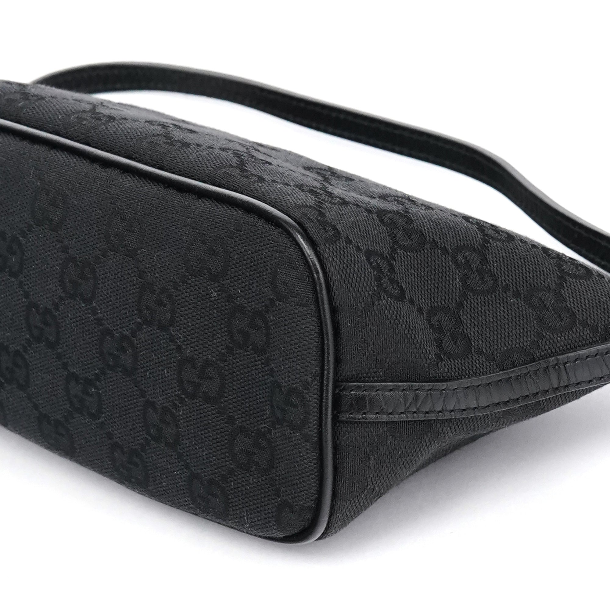 07198 Black GG Boat Pochette