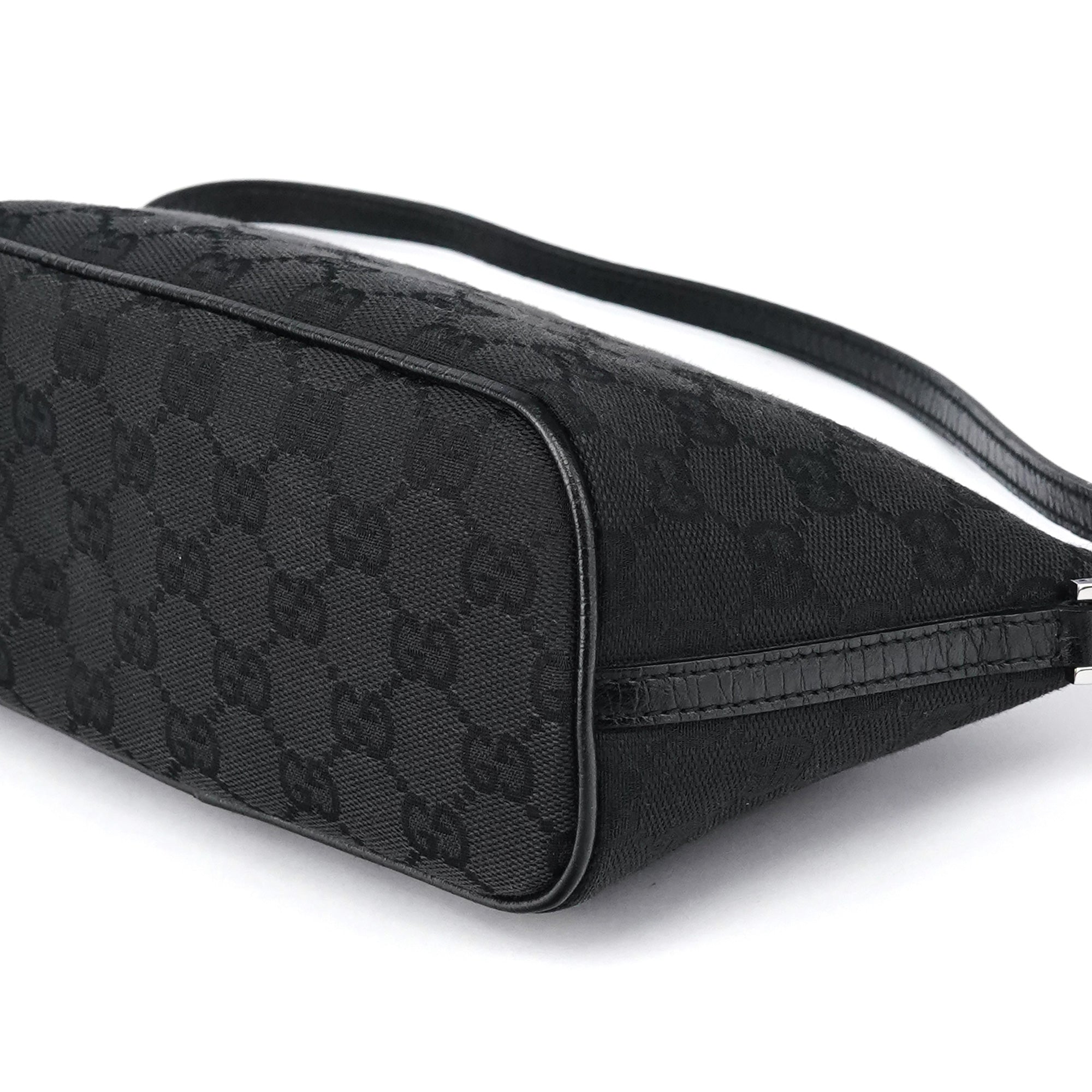 07198 Black GG Boat Pochette