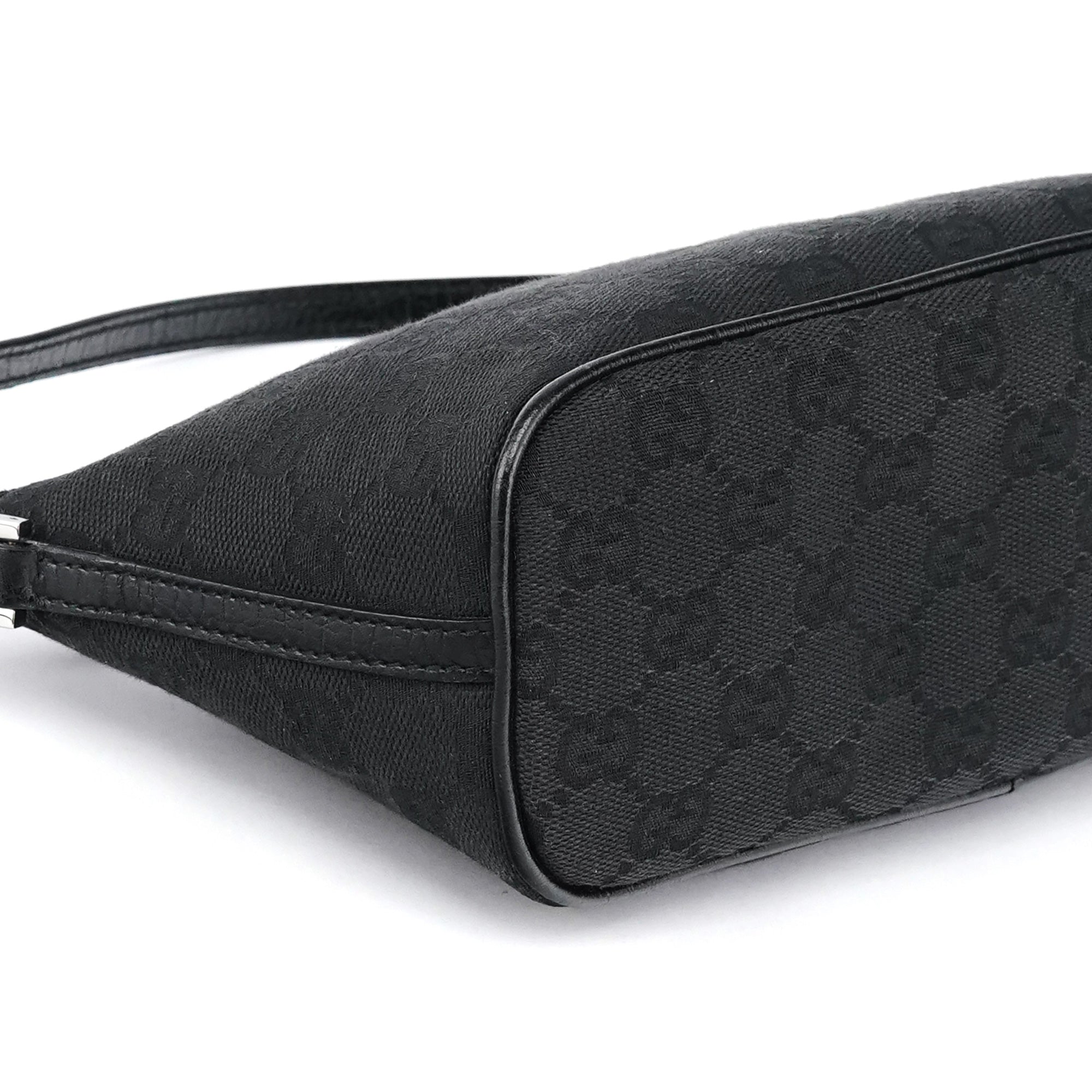 07198 Black GG Boat Pochette