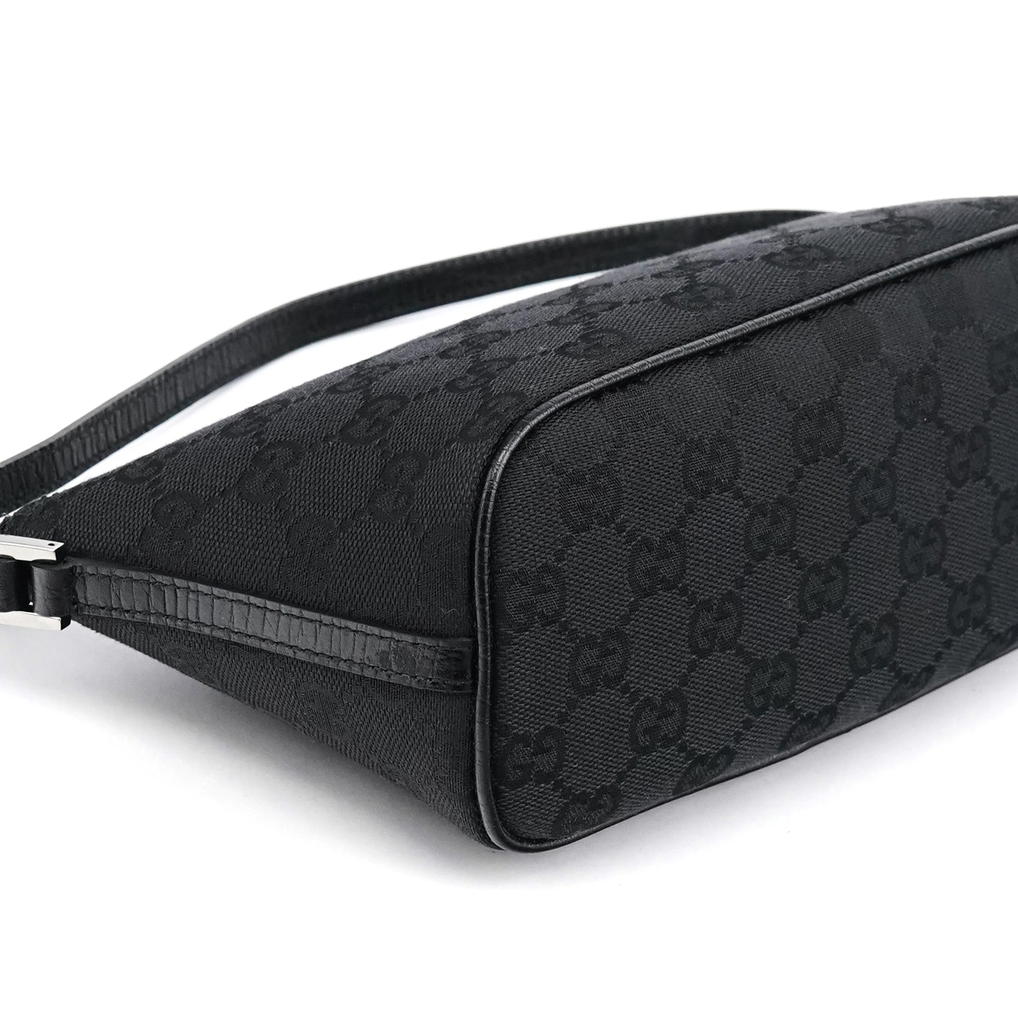 07198 Black GG Boat Pochette