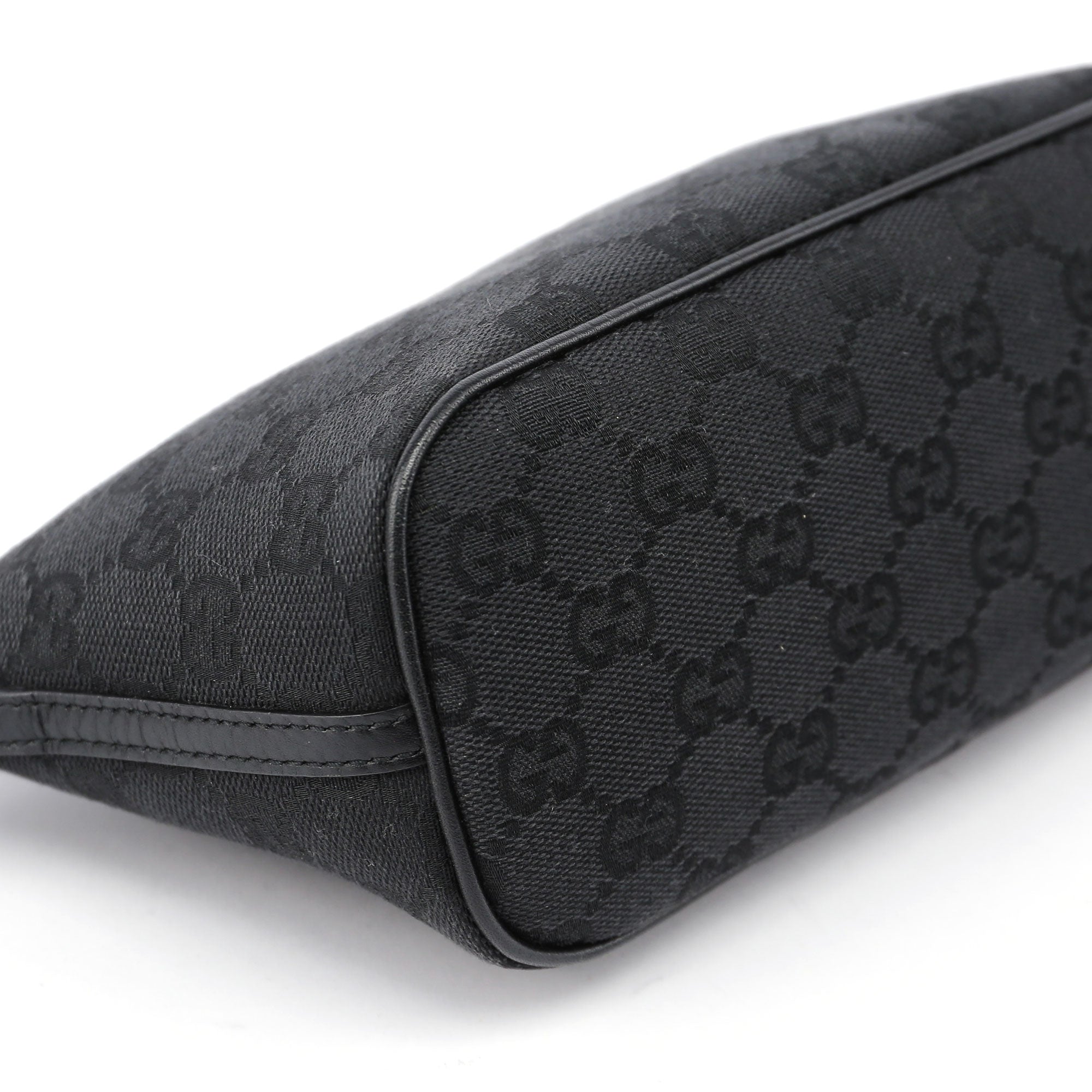 07198 Black GG Boat Pochette