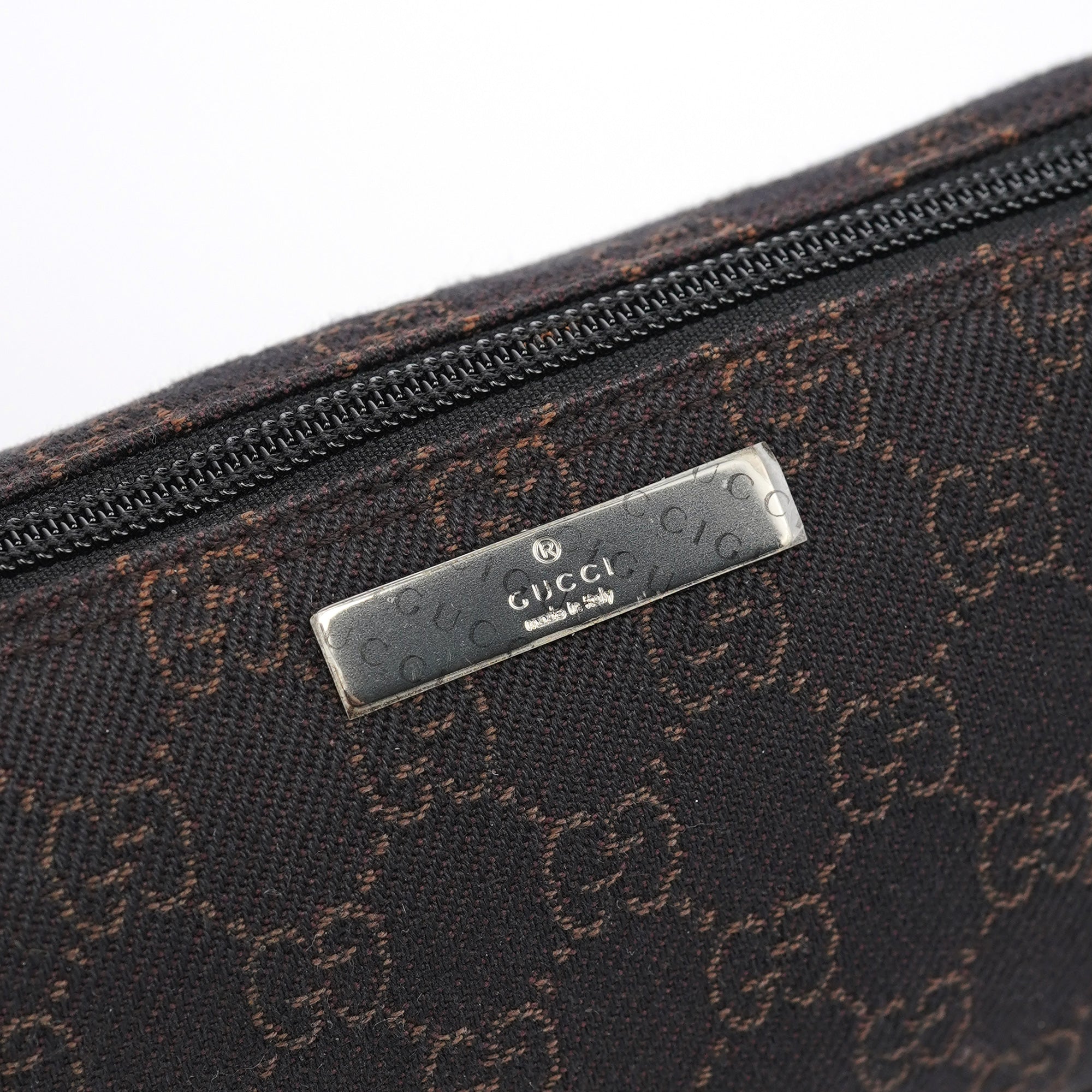 07198 Brown GG Boat Pochette