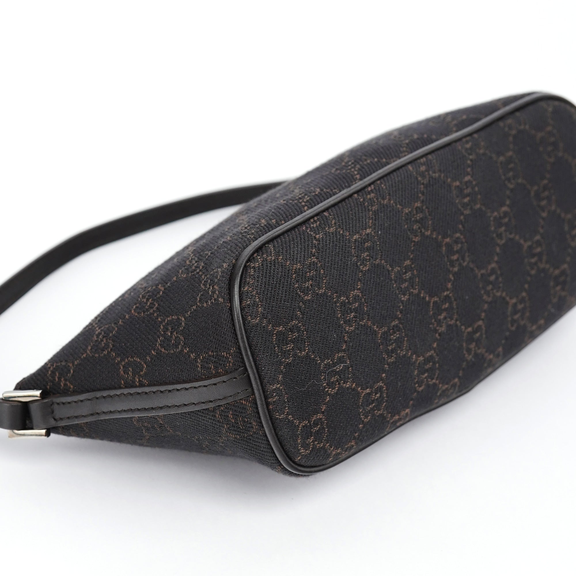 07198 Brown GG Boat Pochette