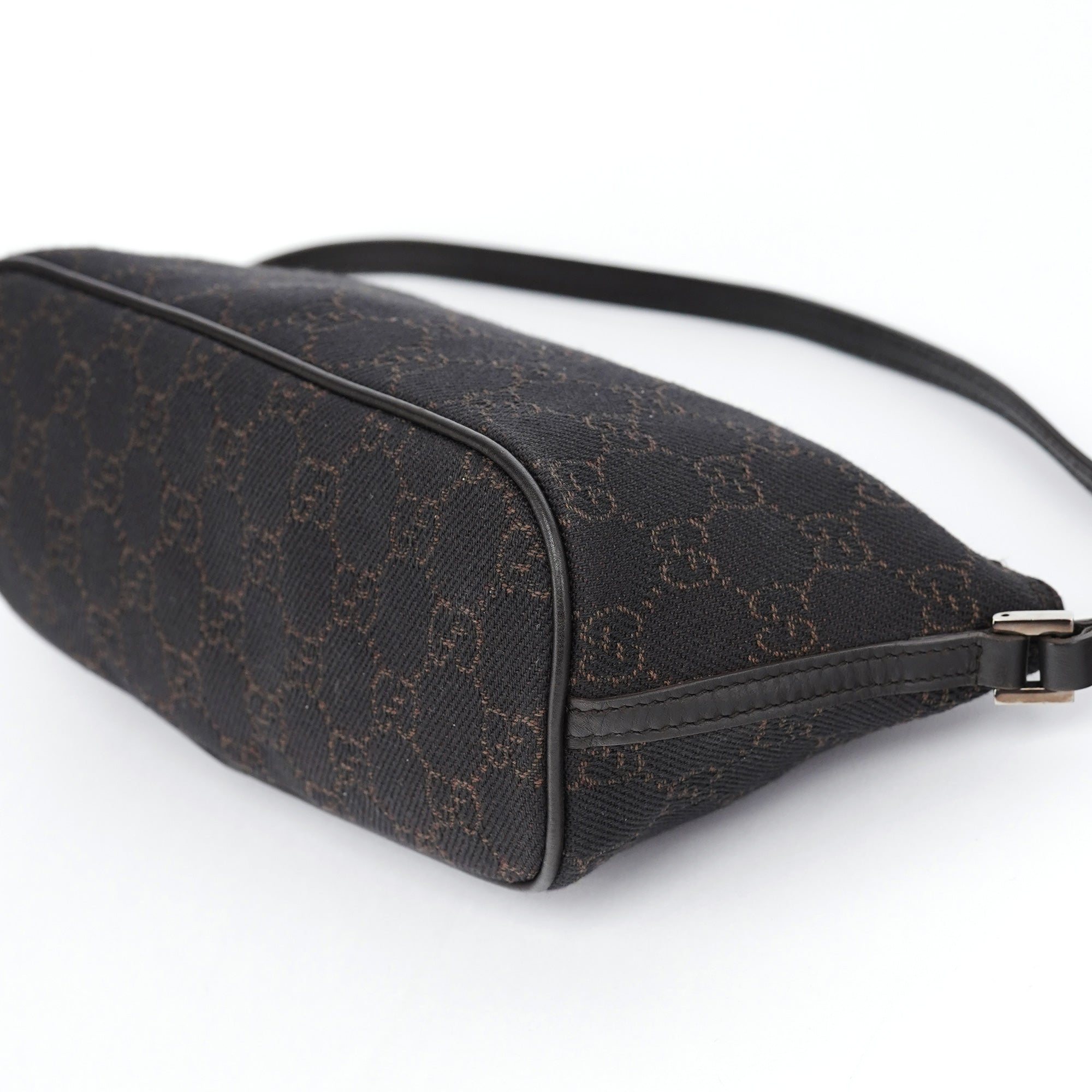 07198 Brown GG Boat Pochette