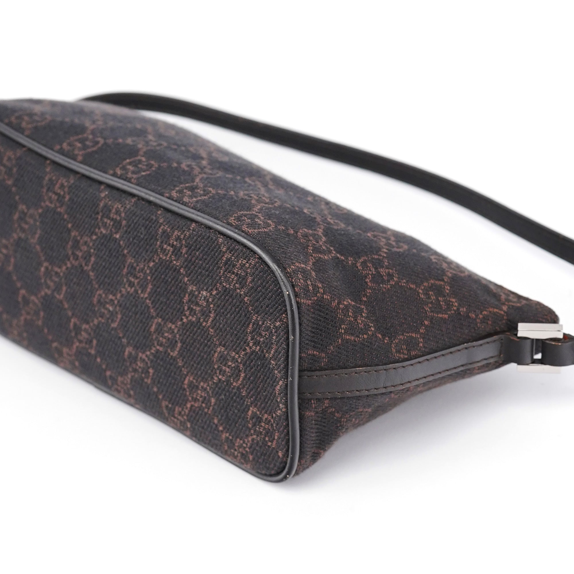 07198 Brown GG Boat Pochette