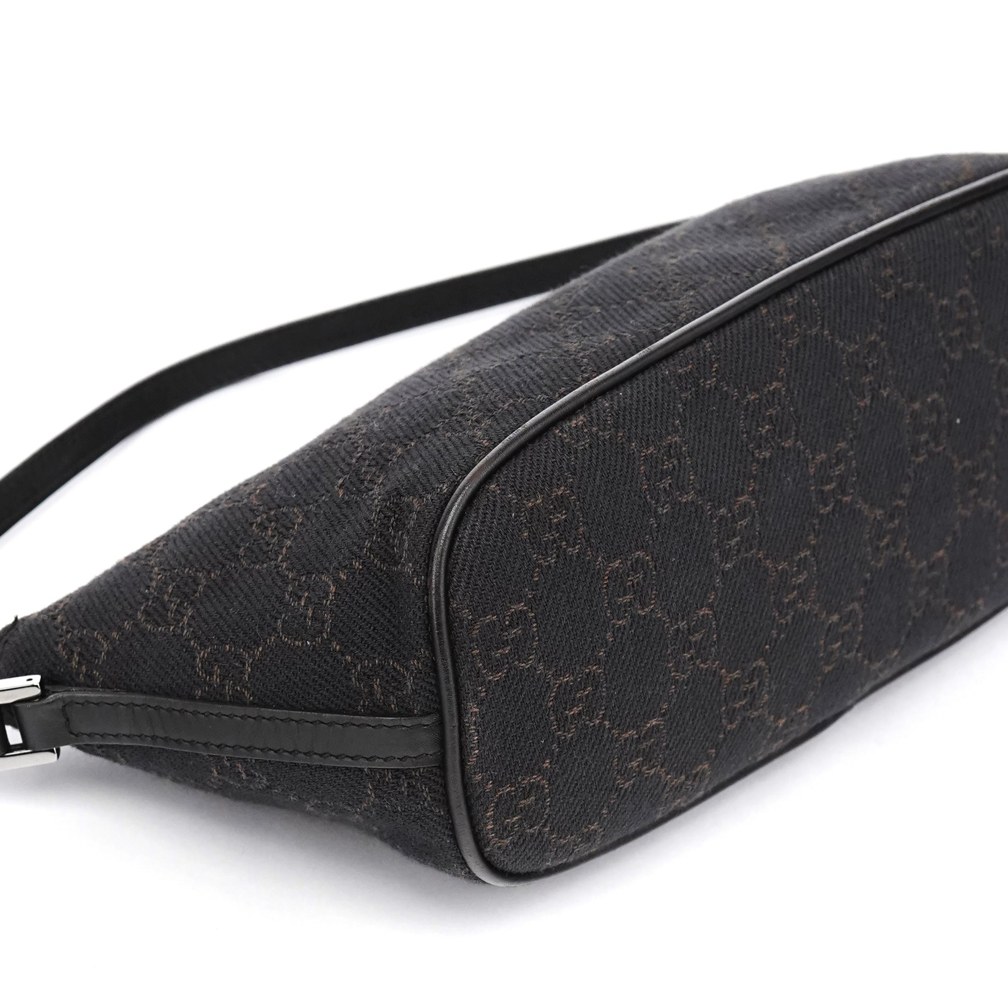 07198 Brown GG Boat Pochette