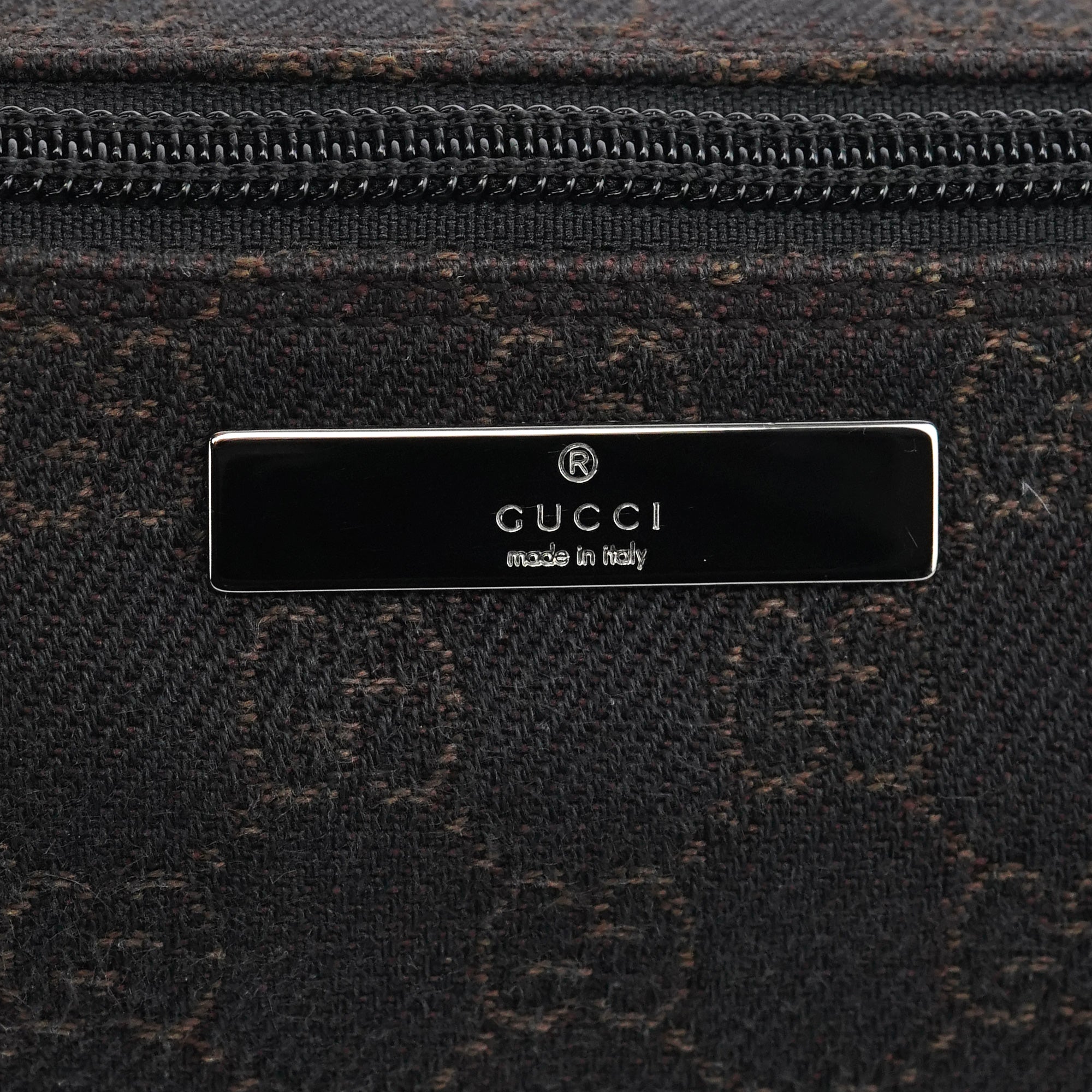07198 Brown GG Boat Pochette