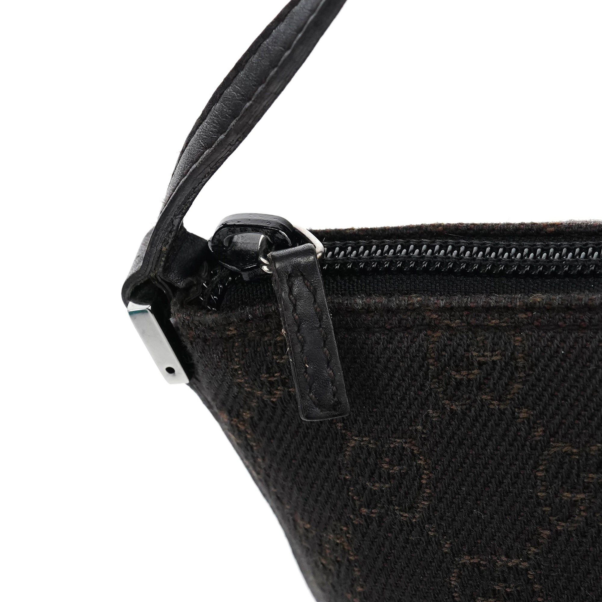 07198 Brown GG Boat Pochette