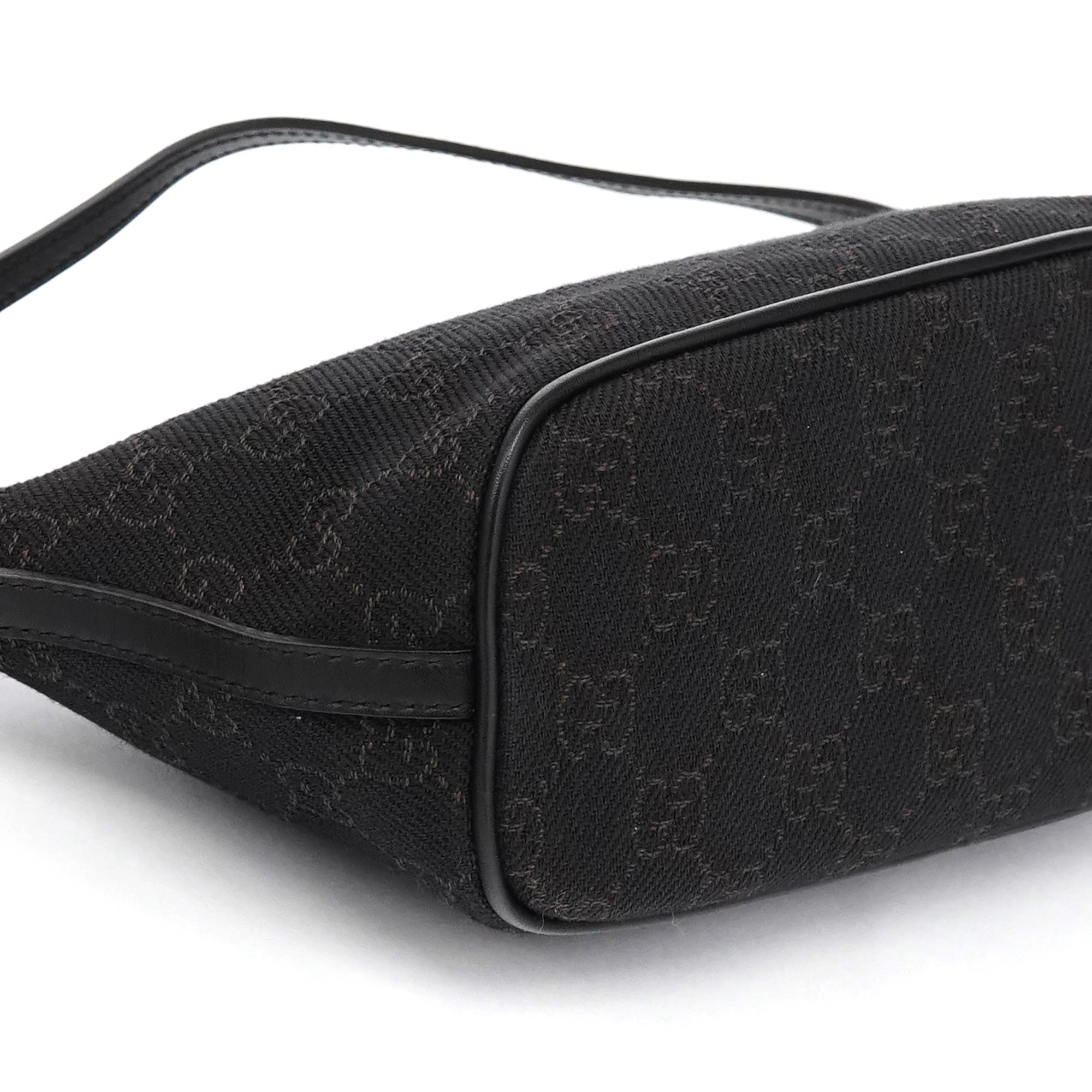 07198 Brown GG Boat Pochette