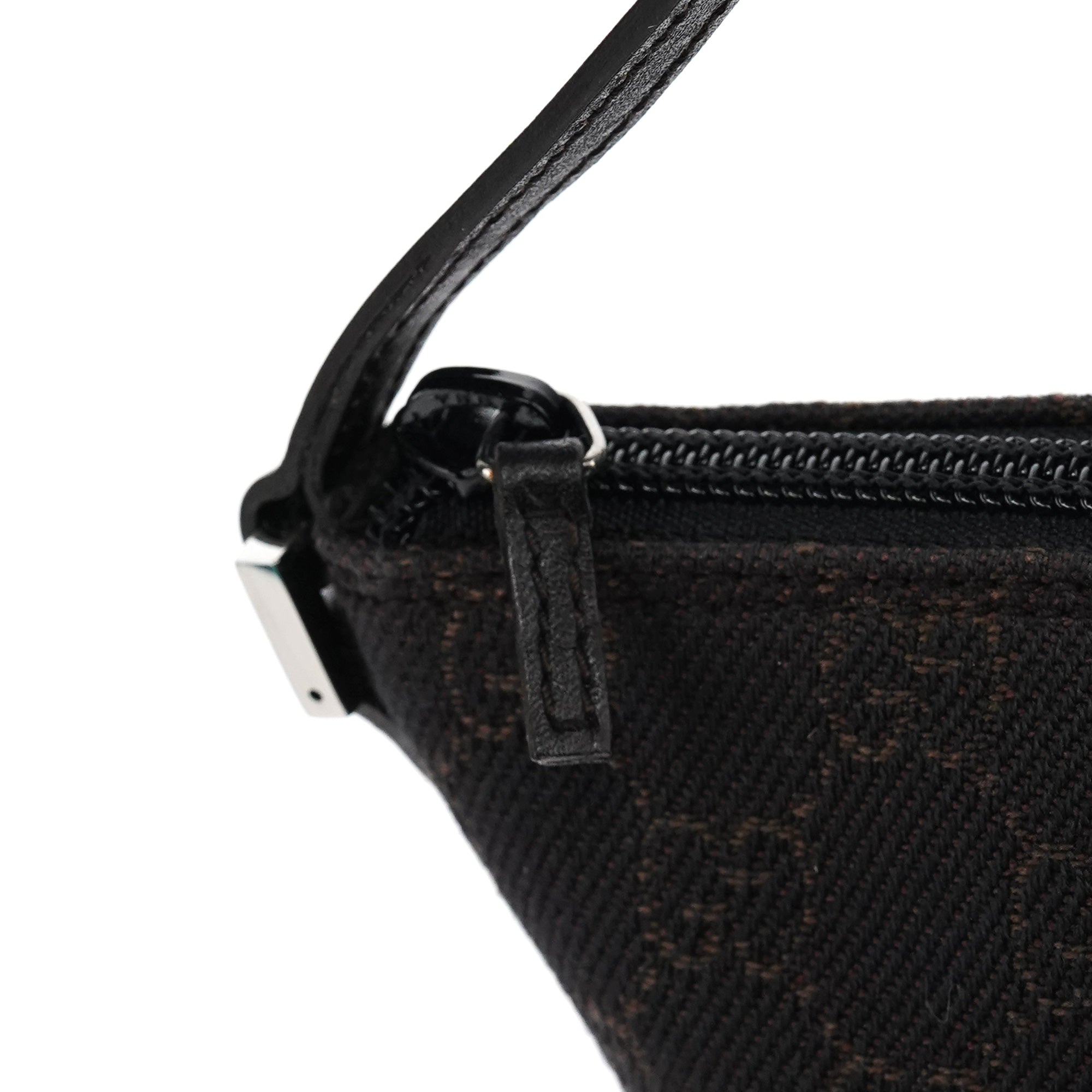 07198 Brown GG Boat Pochette