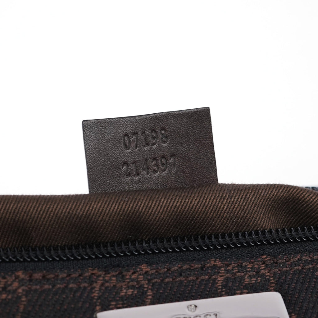 07198 Brown GG Boat Pochette
