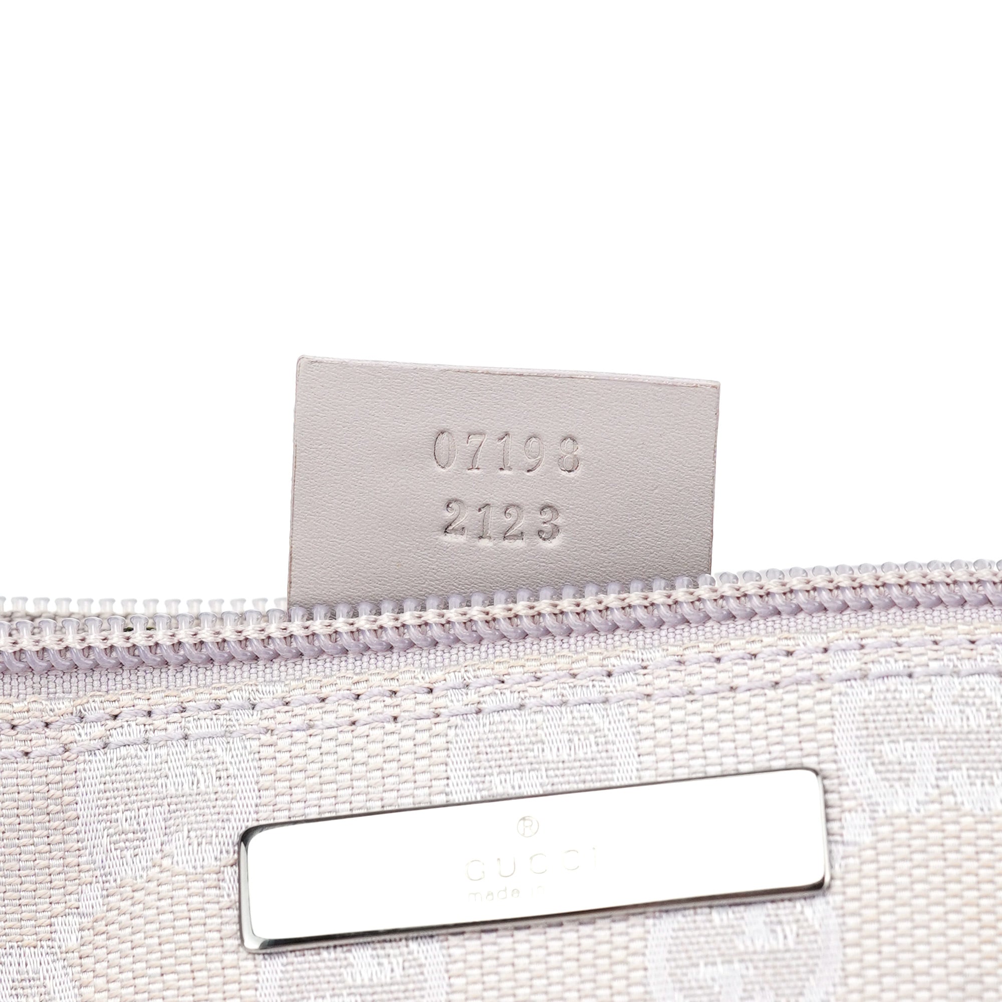 07198 Lavender GG Boat Pochette