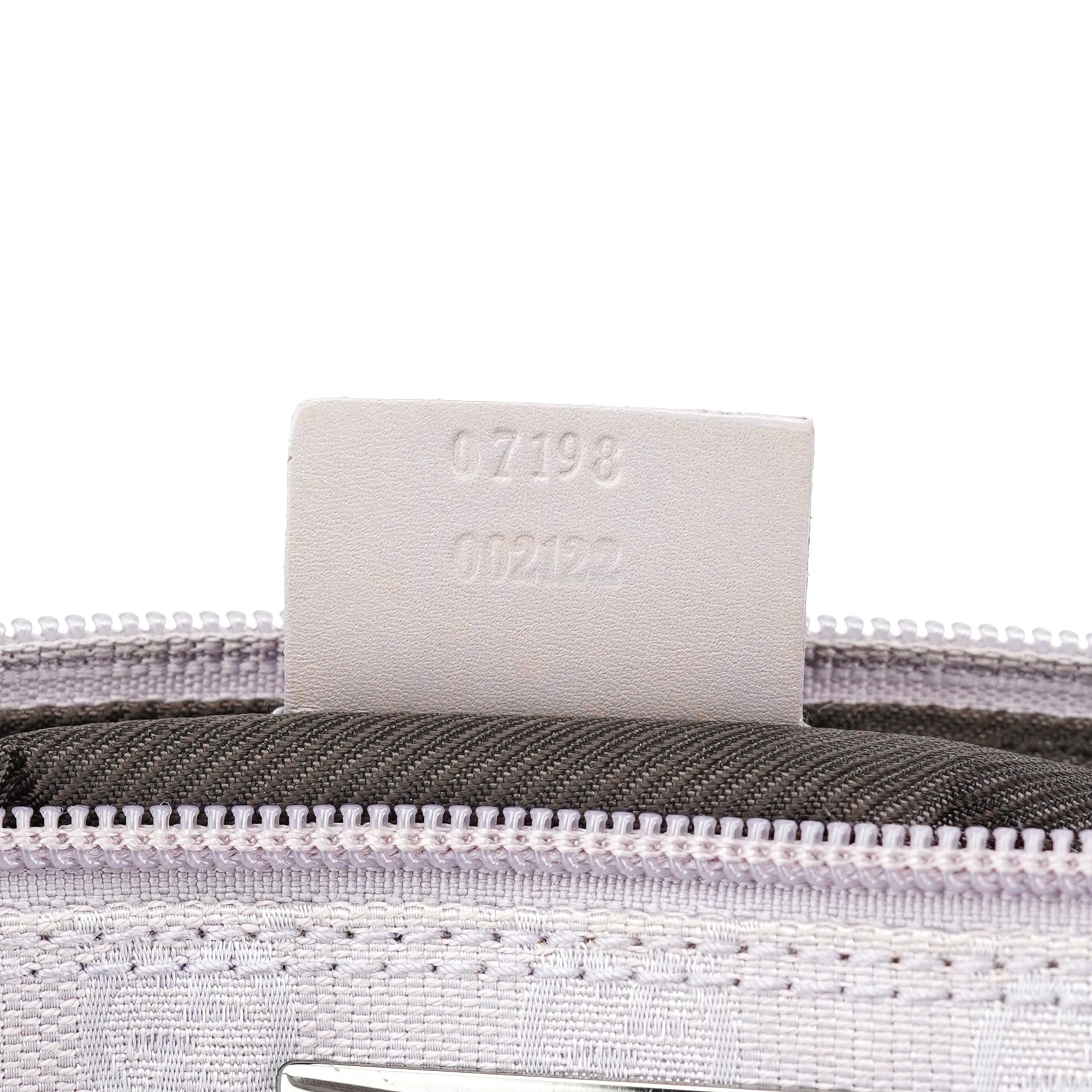 07198 Lavender GG Boat Pochette