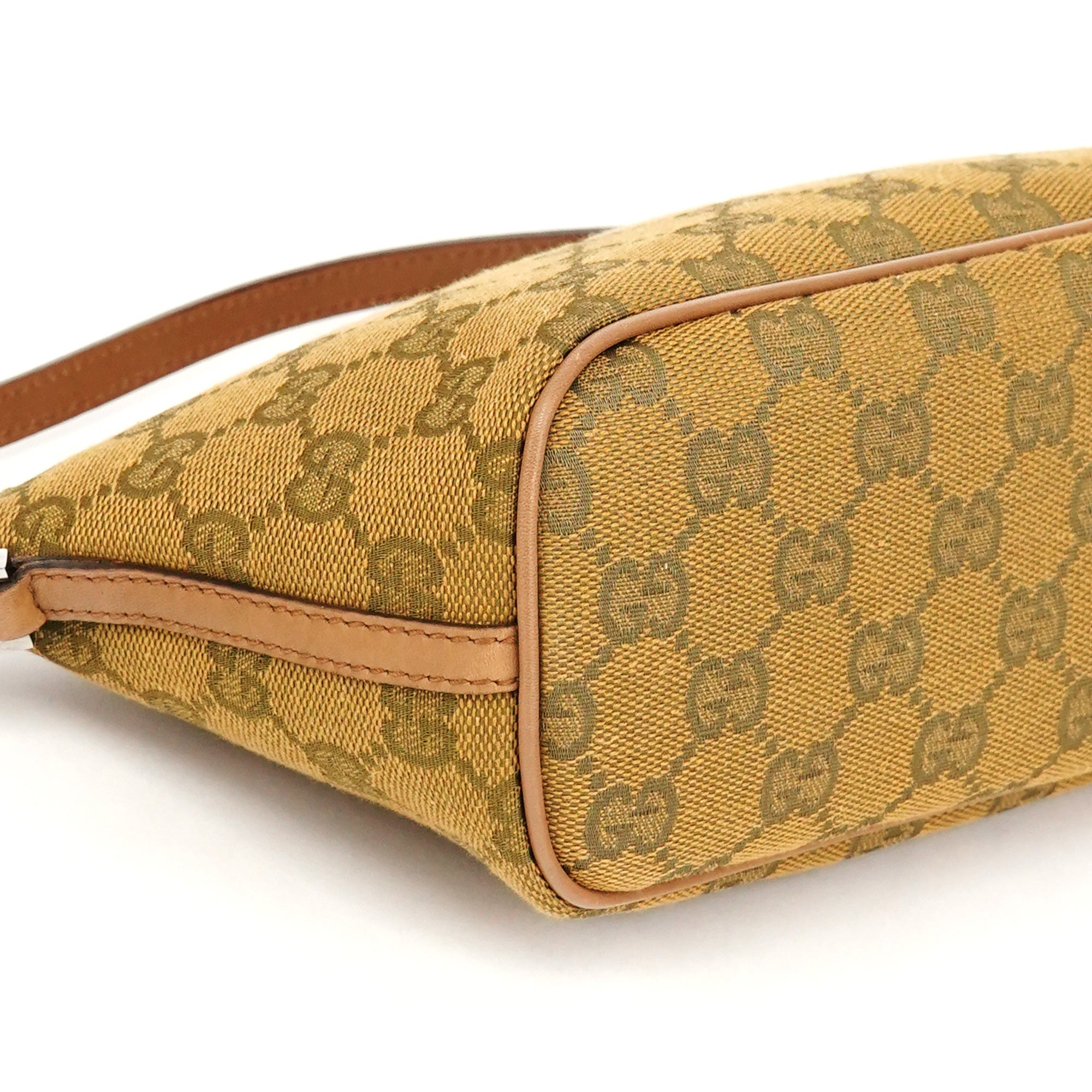 07198 Light Brown GG Boat Pochette