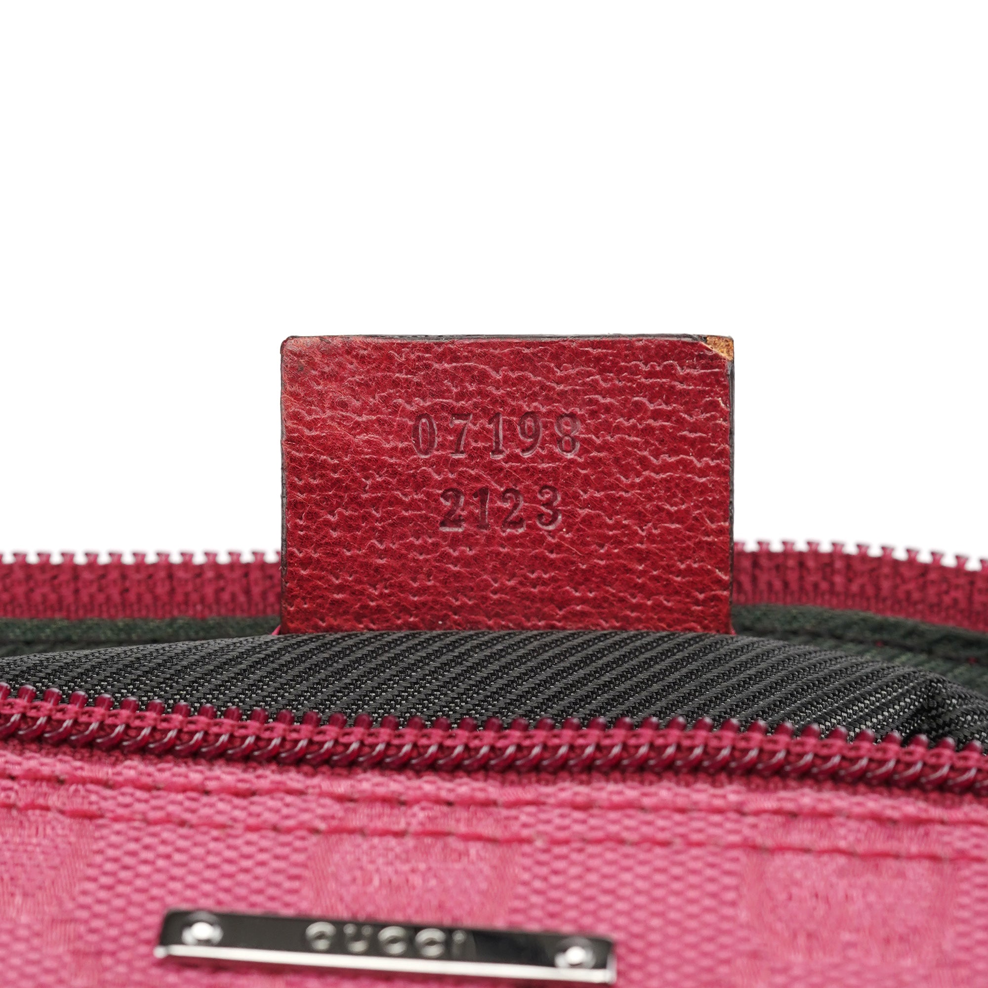 07198 Pink GG Boat Pochette