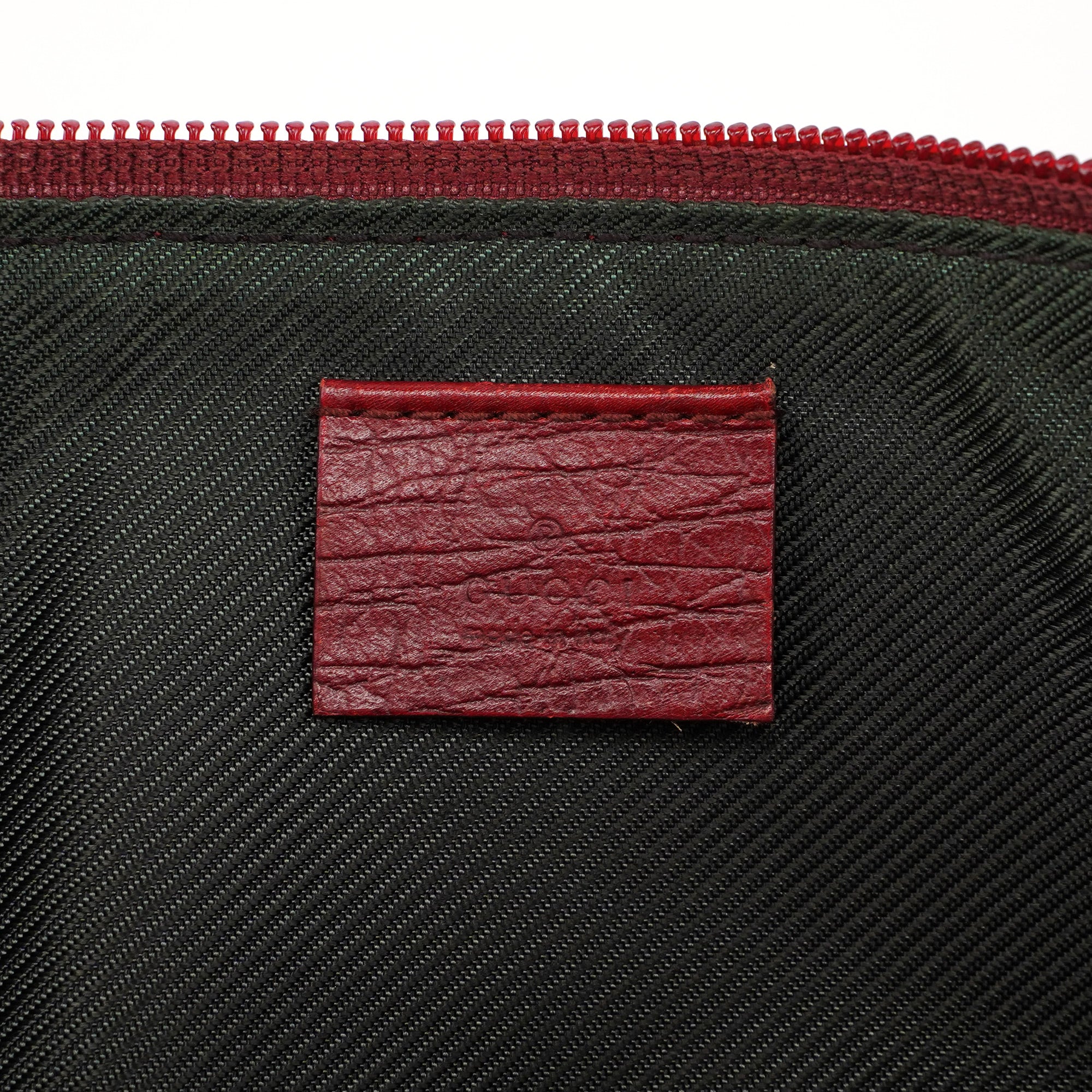 07198 Red GG Boat Pochette