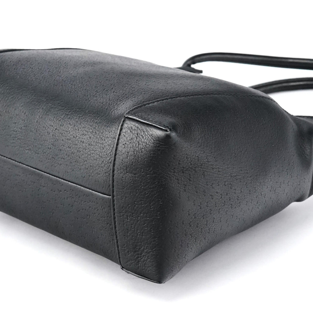 101333 Black Textured Leather Shoulder Bag