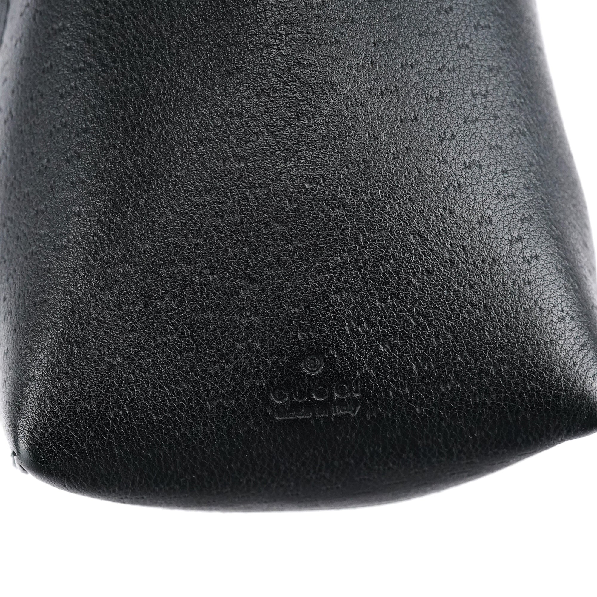 101333 Black Textured Leather Shoulder Bag