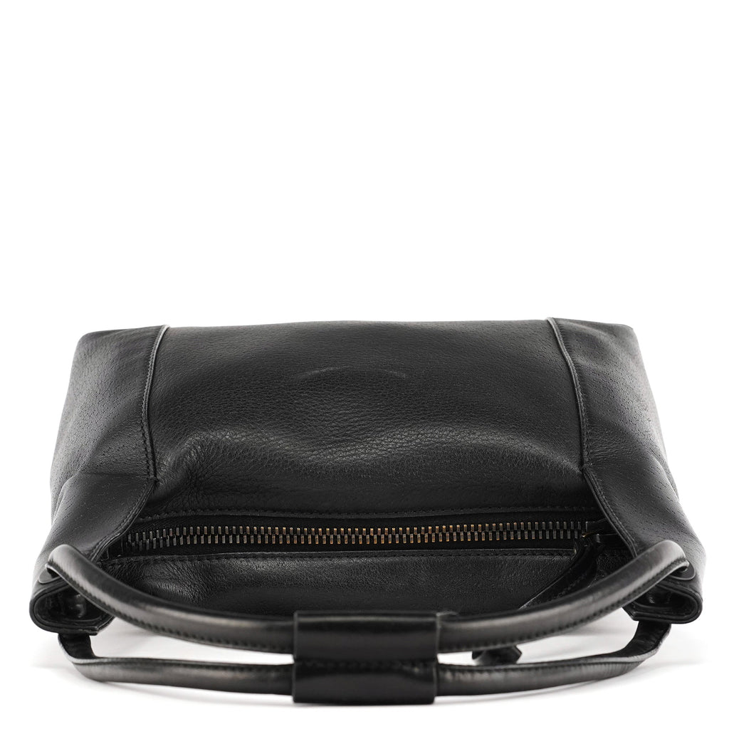 101333 Black Textured Leather Shoulder Bag