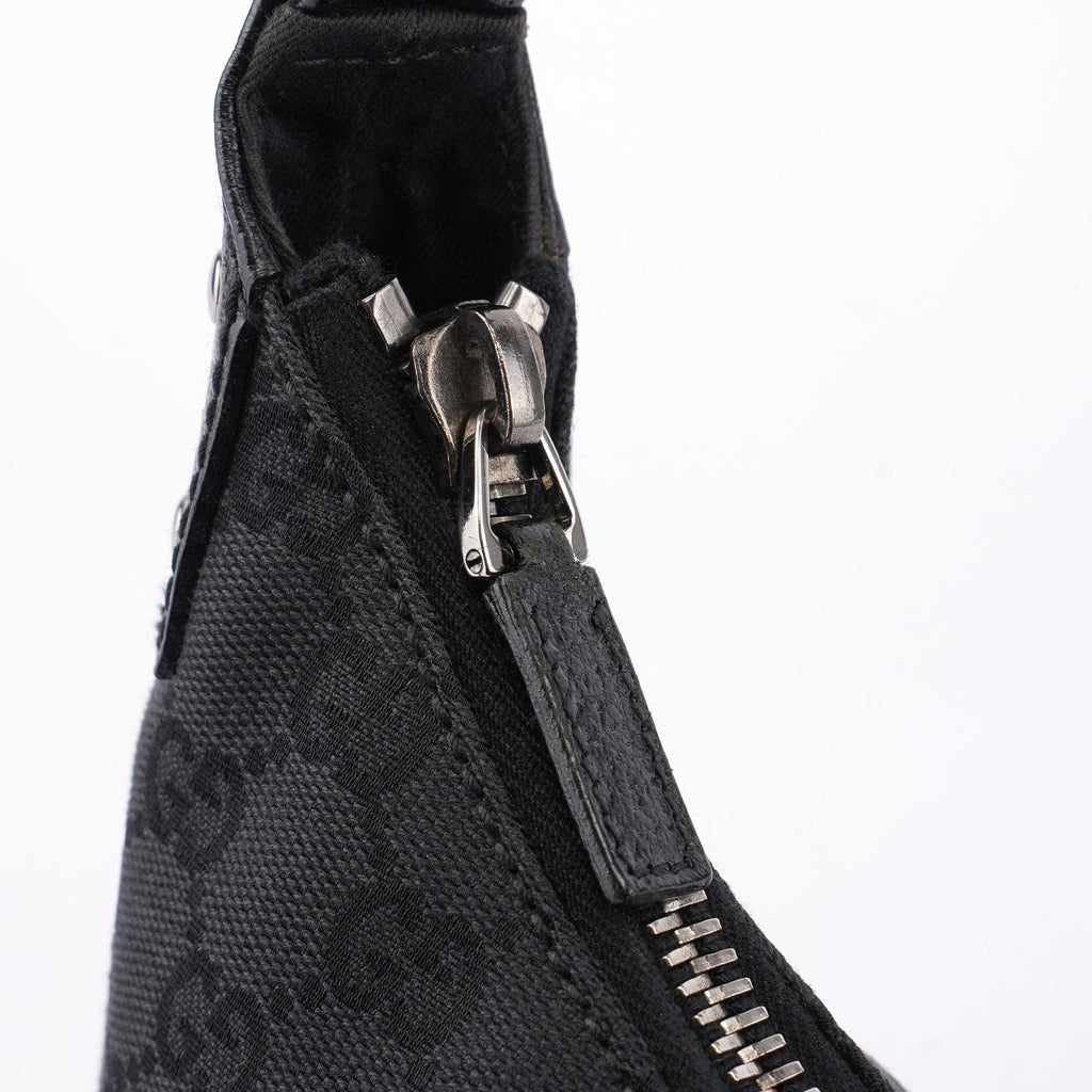 115002 Black GG Shoulder Bag