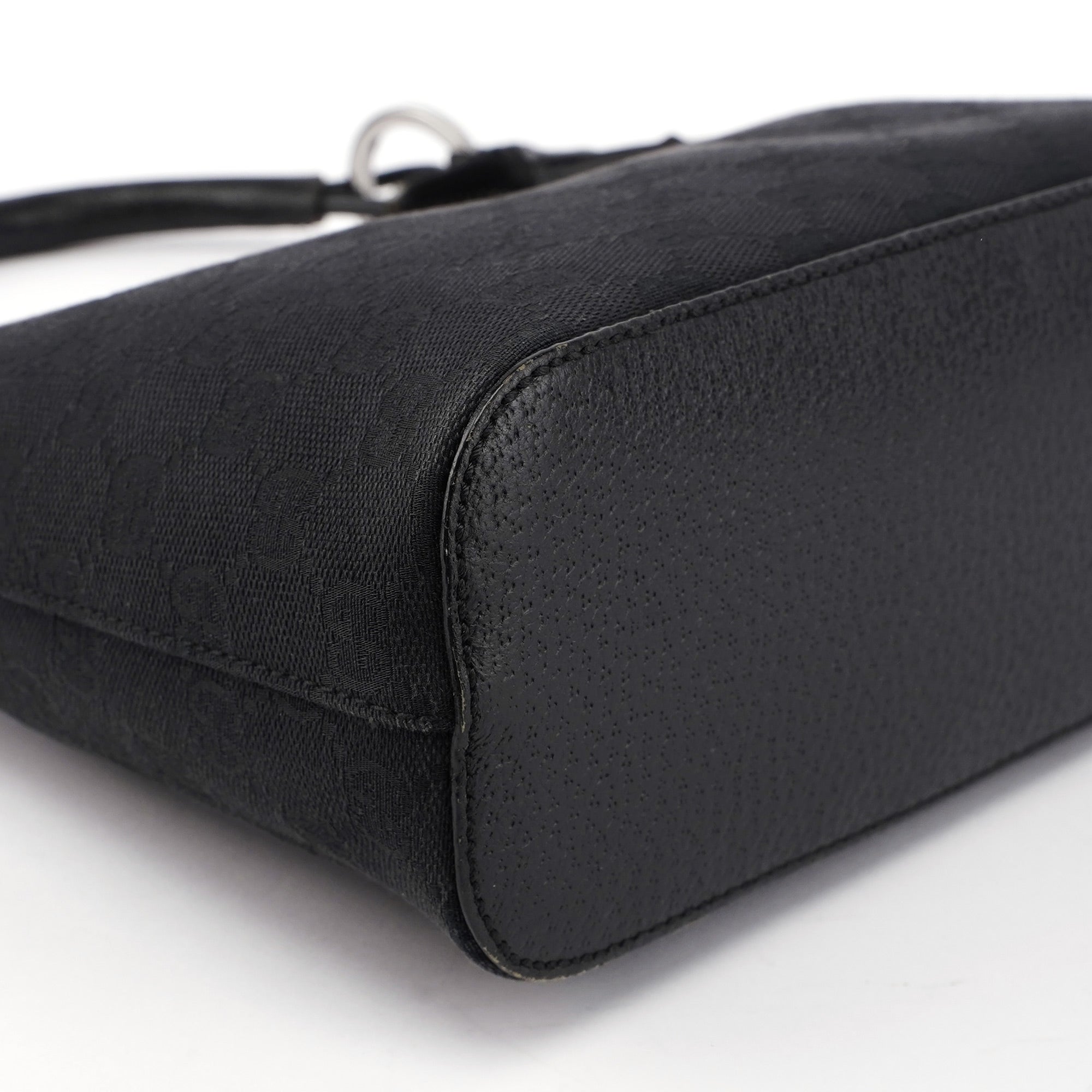 115002 Black GG Shoulder Bag