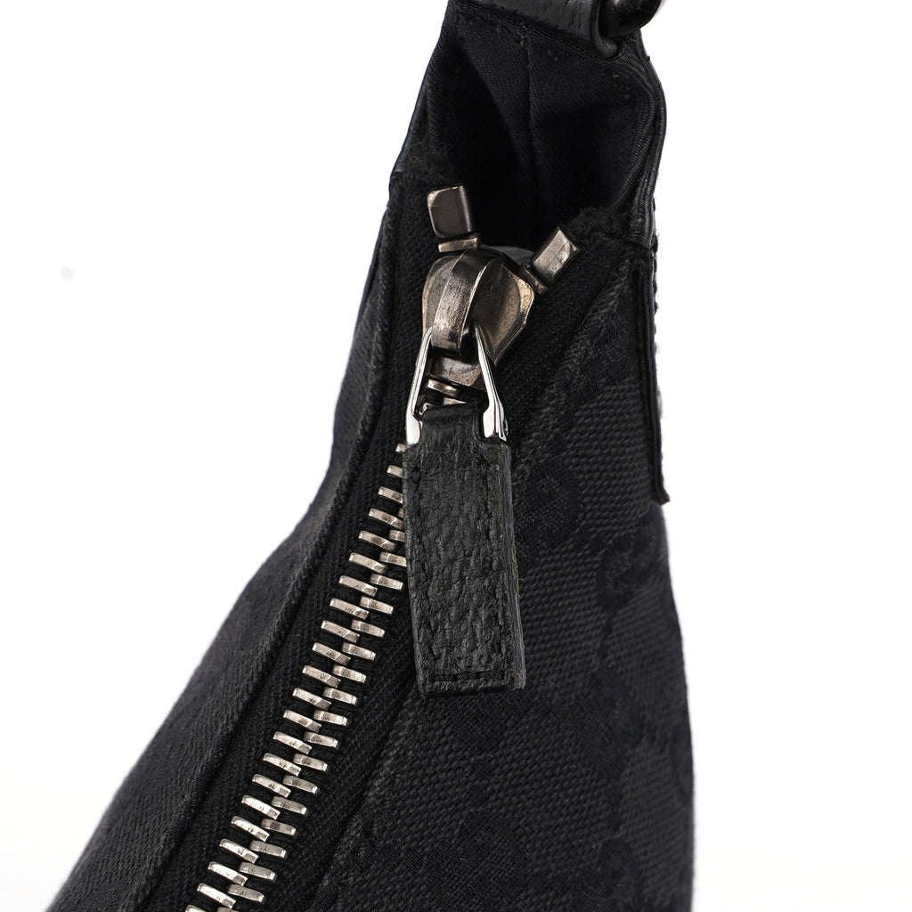 115002 Black GG Shoulder Bag