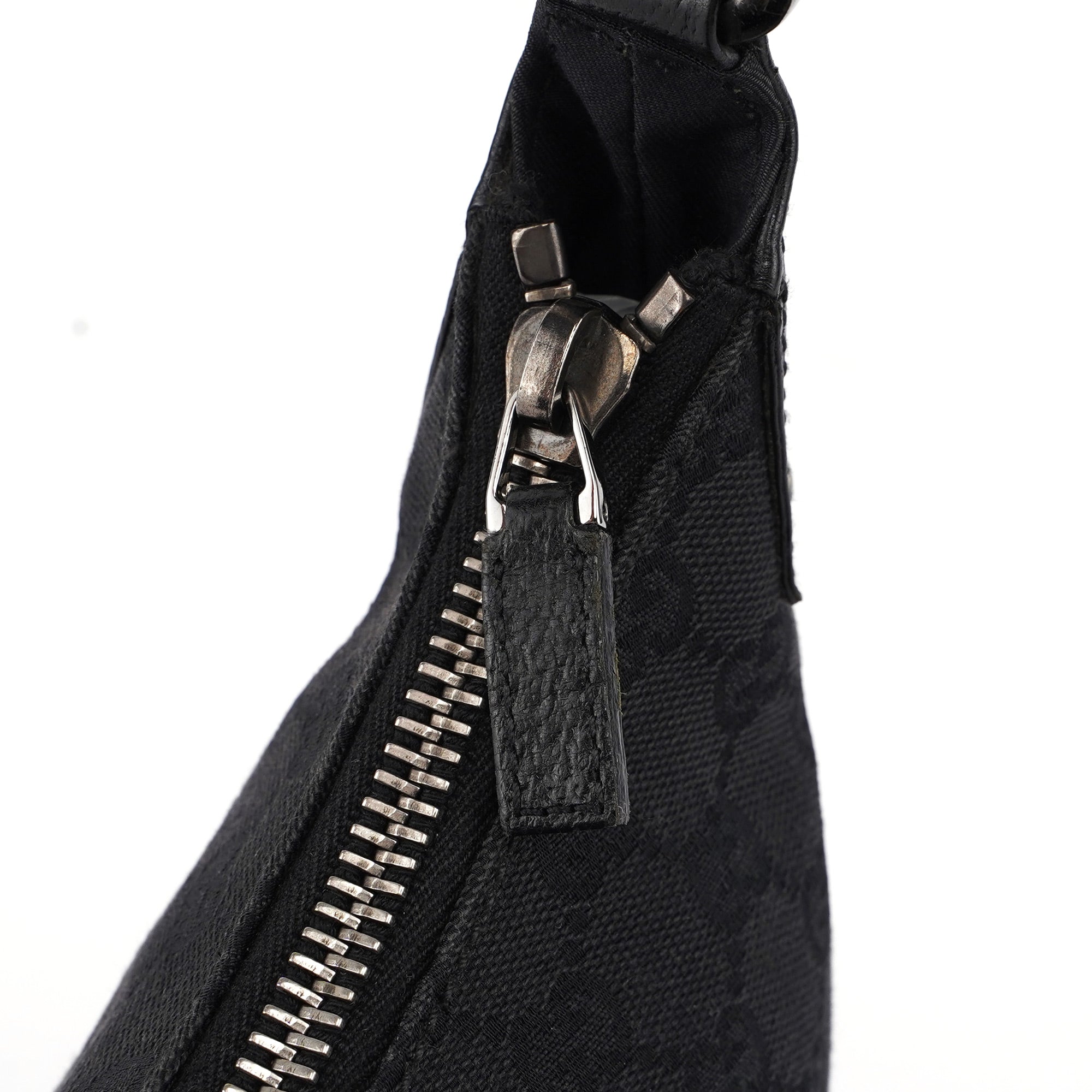 115002 Black GG Shoulder Bag