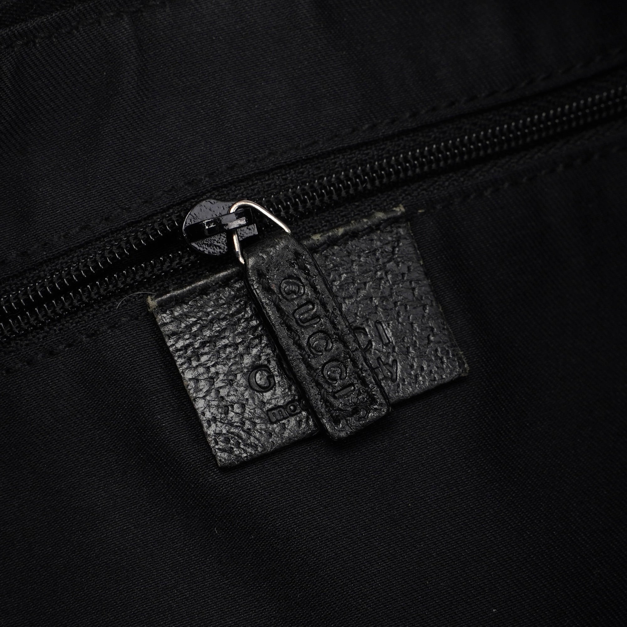 115002 Black GG Shoulder Bag