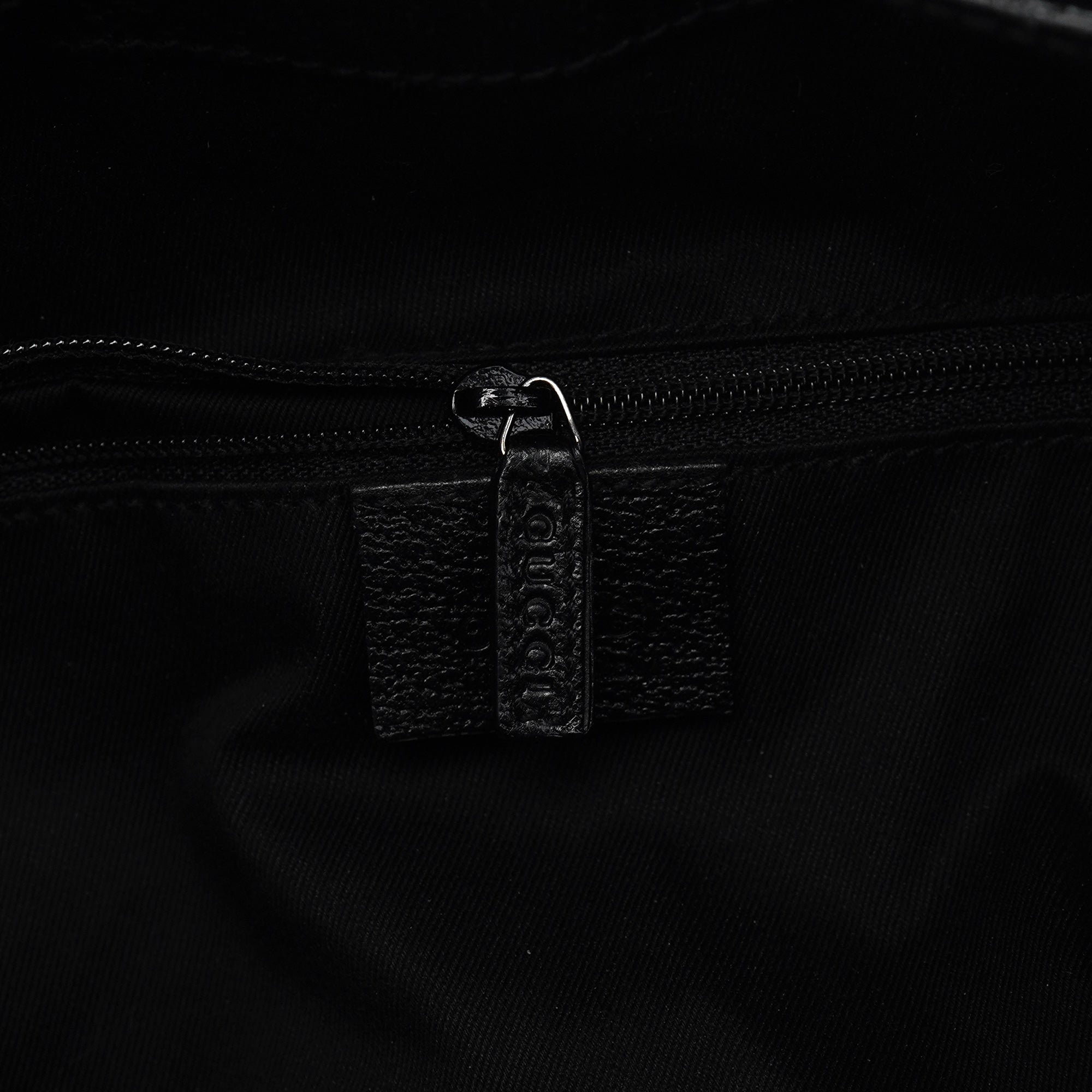 115006 Black GG Round Shoulder Bag