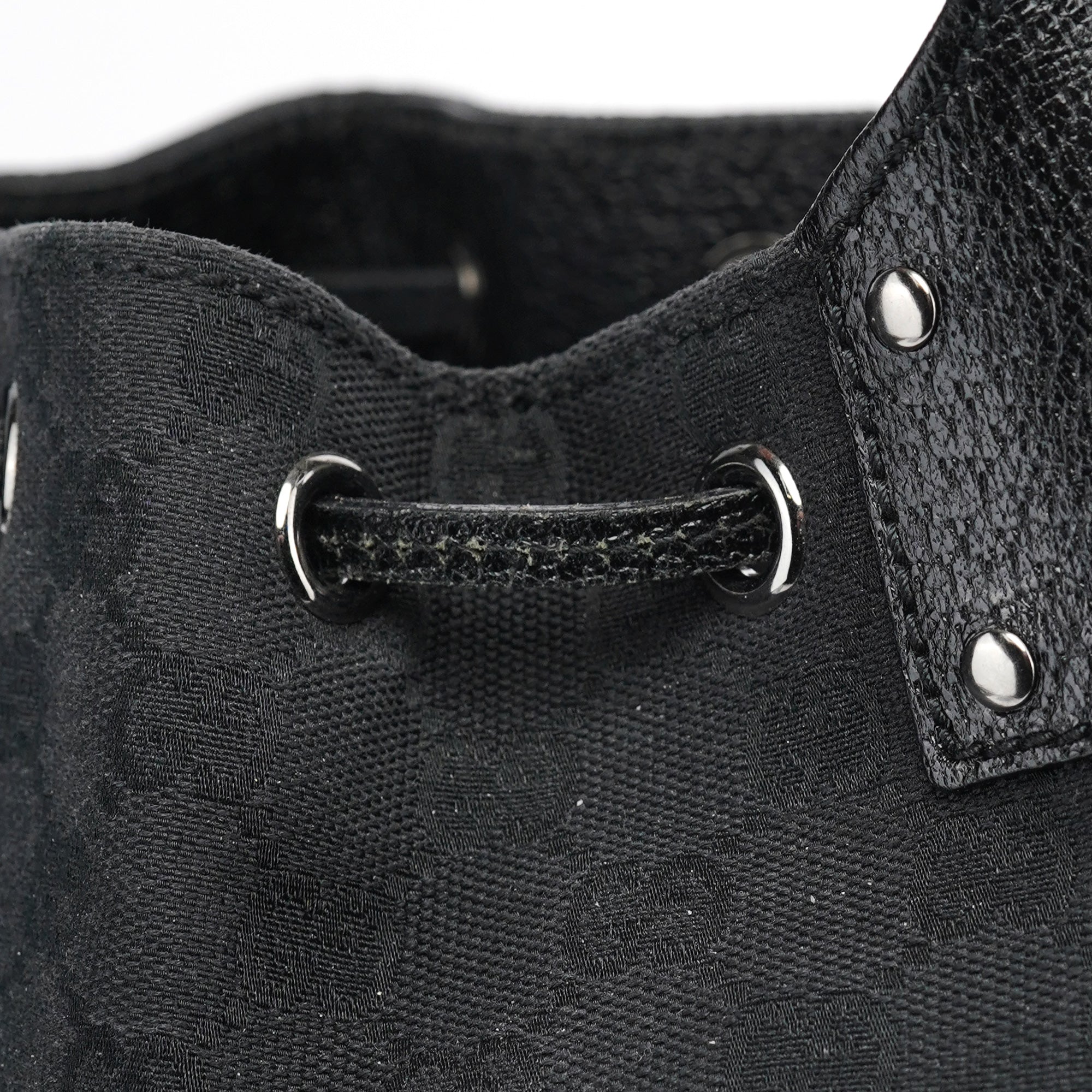 115006 Black GG Round Shoulder Bag