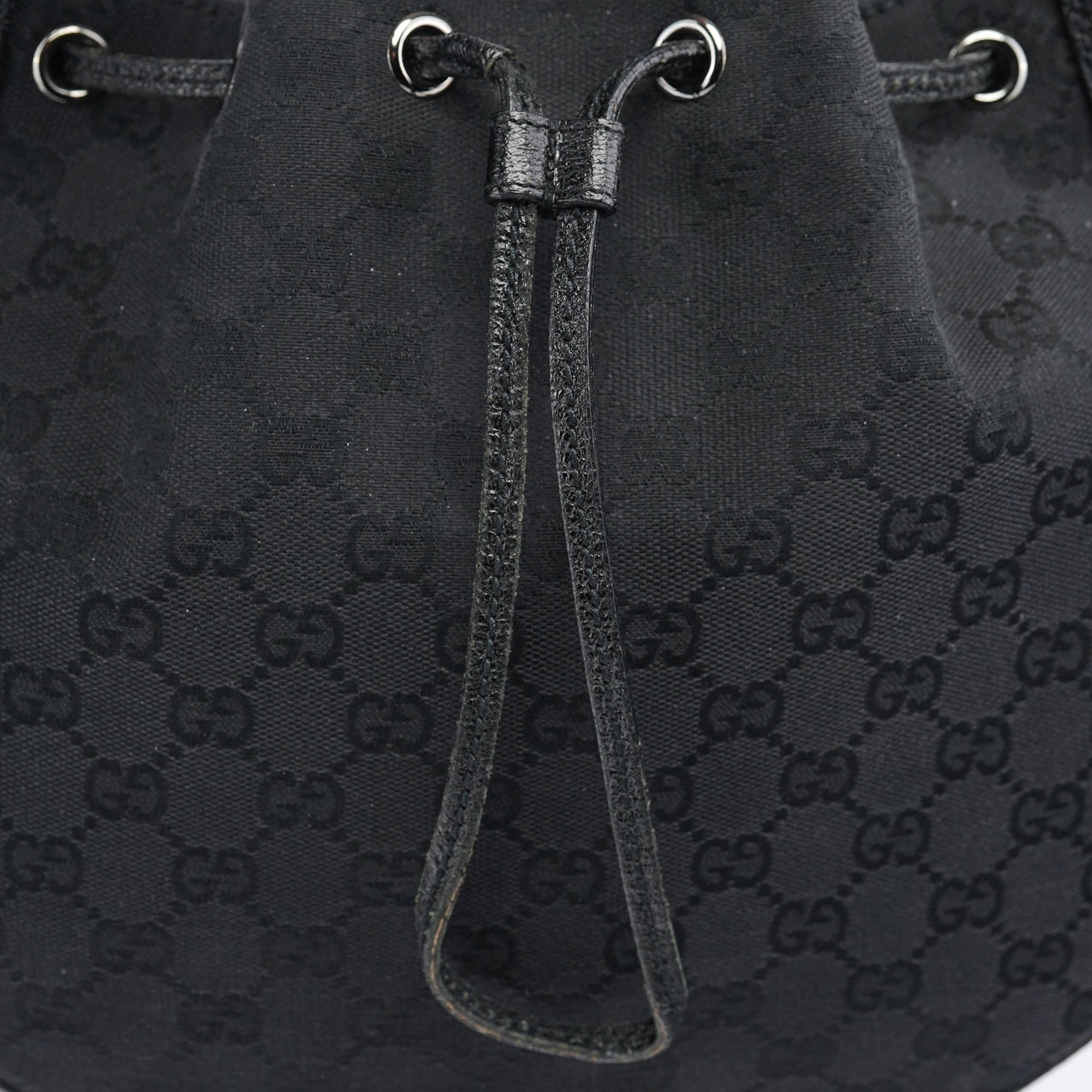 115006 Black GG Round Shoulder Bag